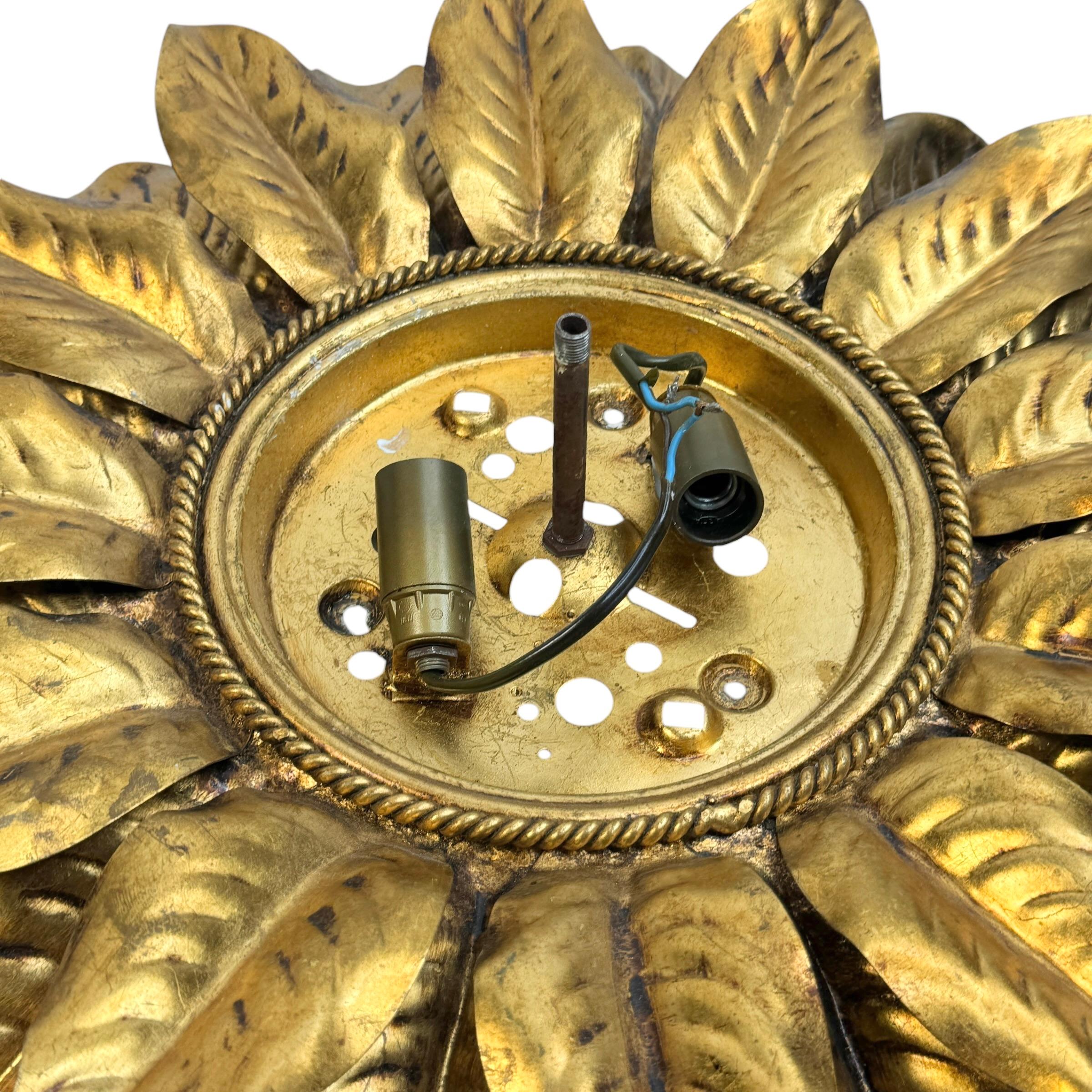 Gorgeous Kogl Koegl Gilt Leaf Tole Flush Mount Light Hollywood Regency, 1960s For Sale 1
