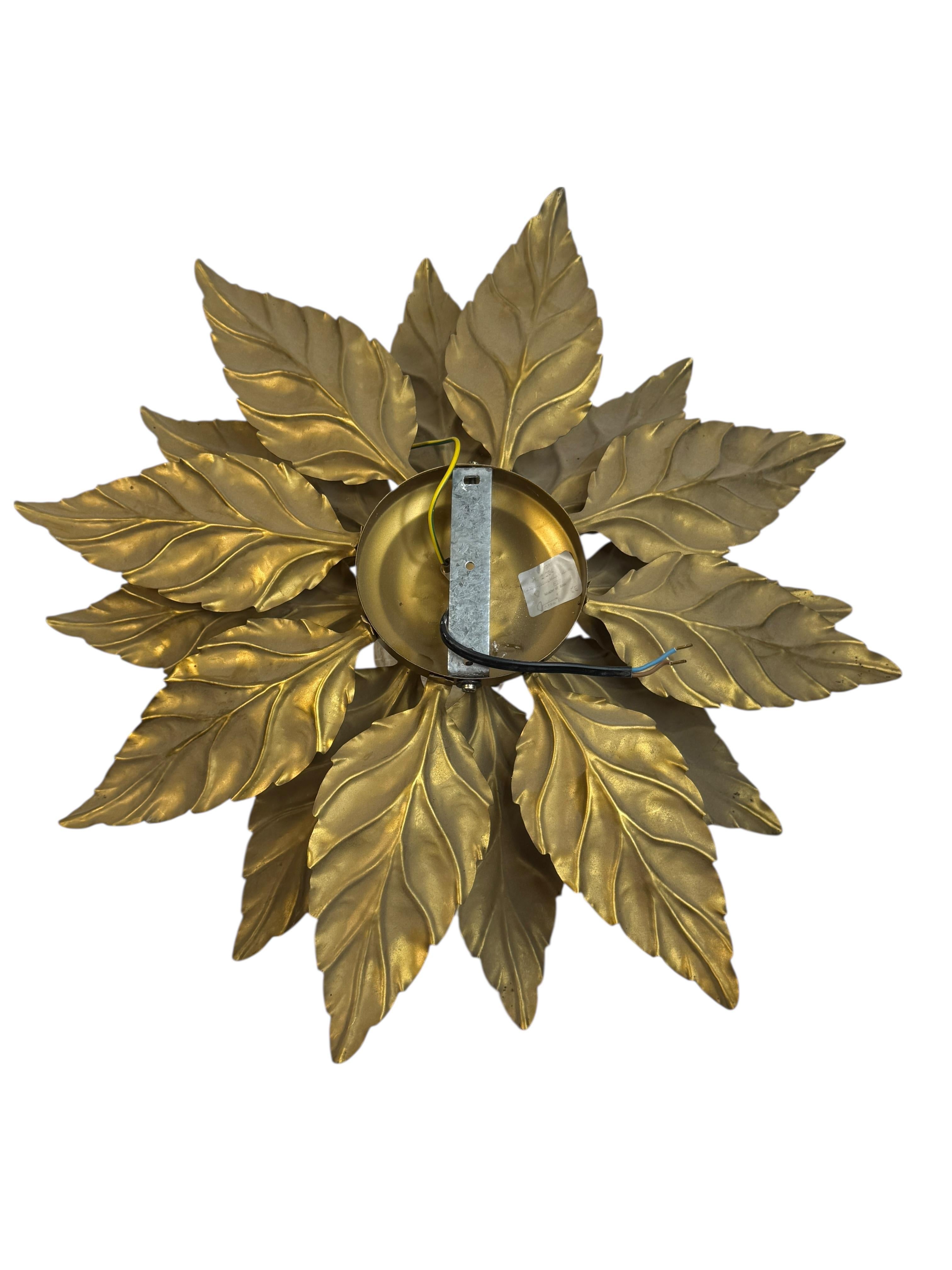 Gorgeous Kogl Koegl Gilt Leaf Tole Flush Mount Light Hollywood Regency, 1960s For Sale 2
