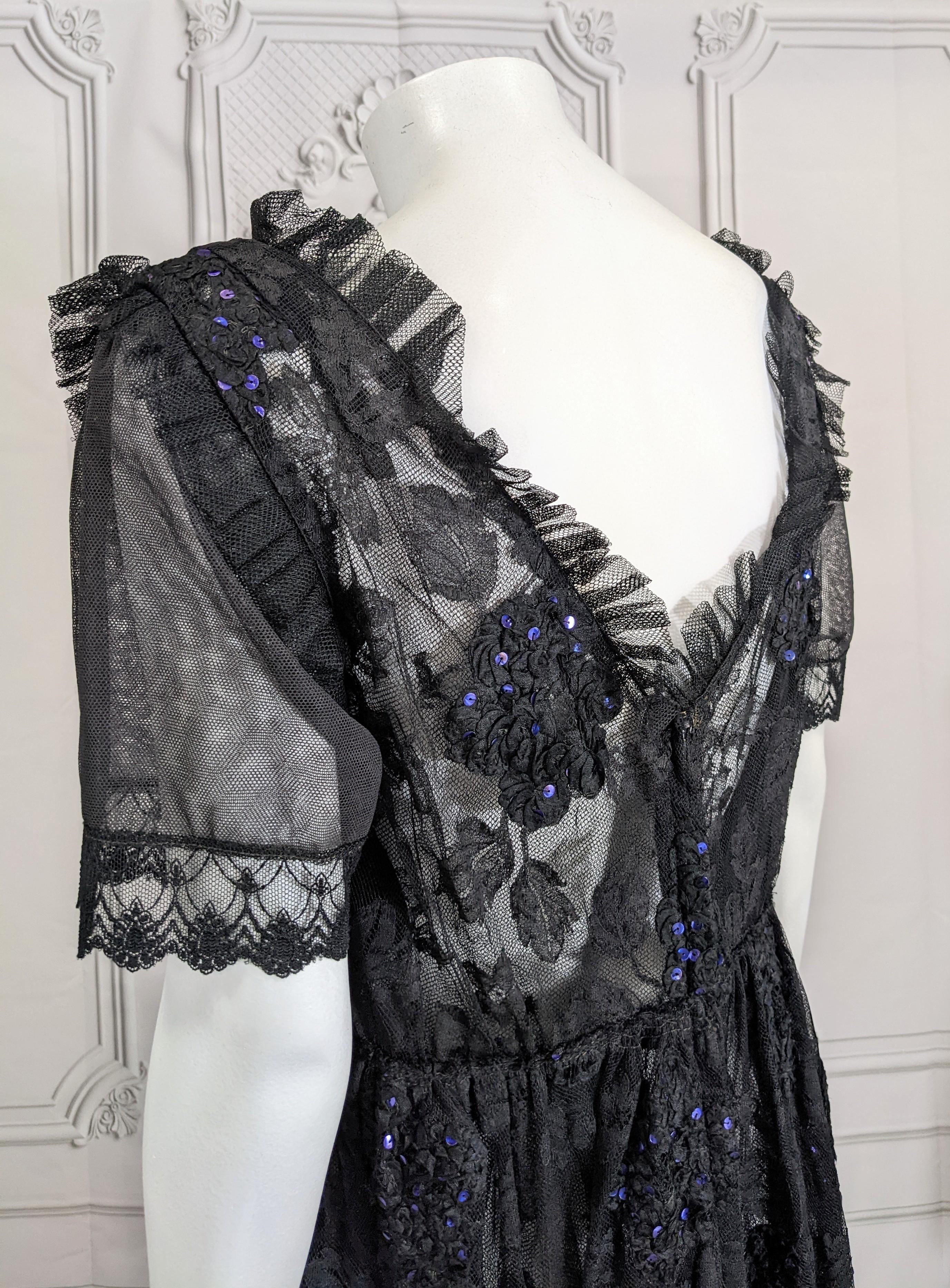 Precioso Vestido de Encaje y Lentejuelas Hortensia en venta 5