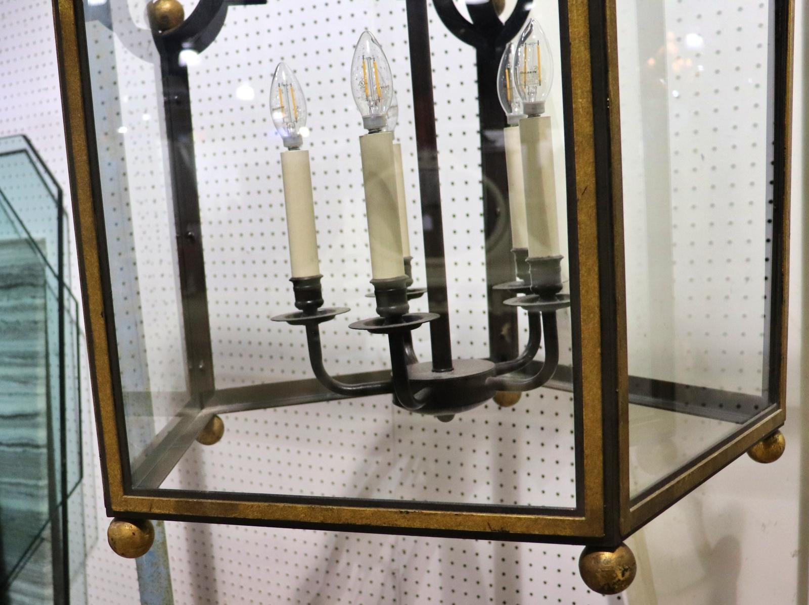 Gorgeous Large Gilded Wrought Iron 5 Sided Glazed 5 Light Chandelier Lantern In Good Condition For Sale In Swedesboro, NJ