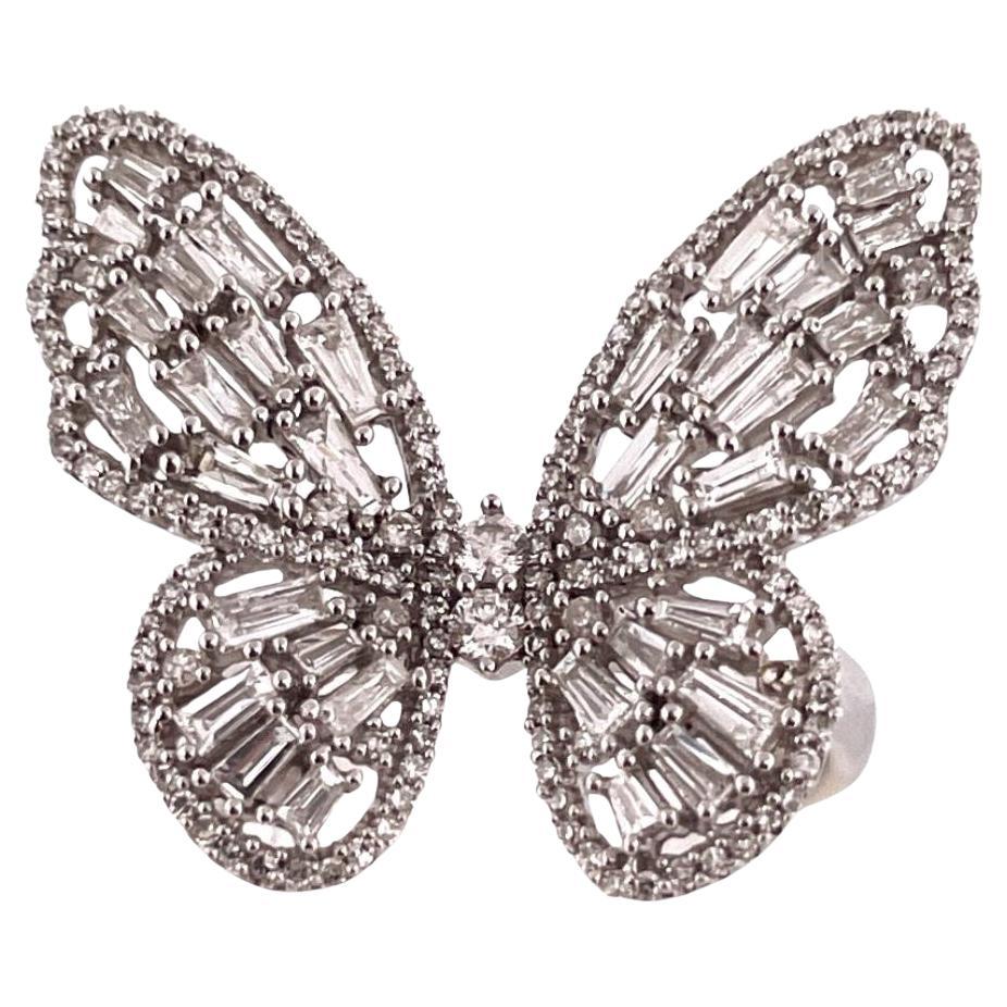 Superbe bague papillon grappe de diamants naturels en or blanc 14 carats en vente