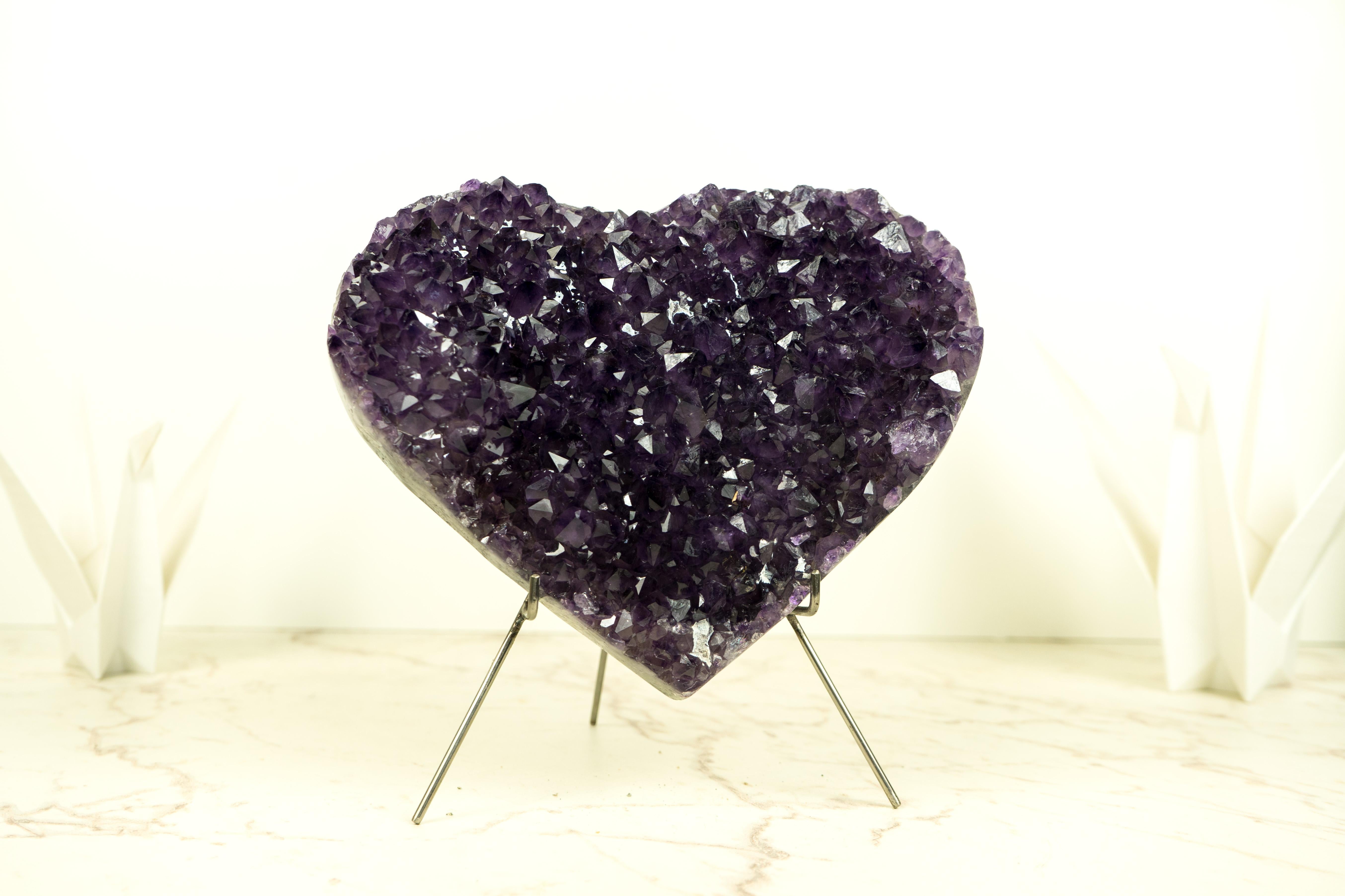 Precioso Corazón Grande de Amatista Púrpura Rica con Druzy Amatista de Alto Grado en venta 4
