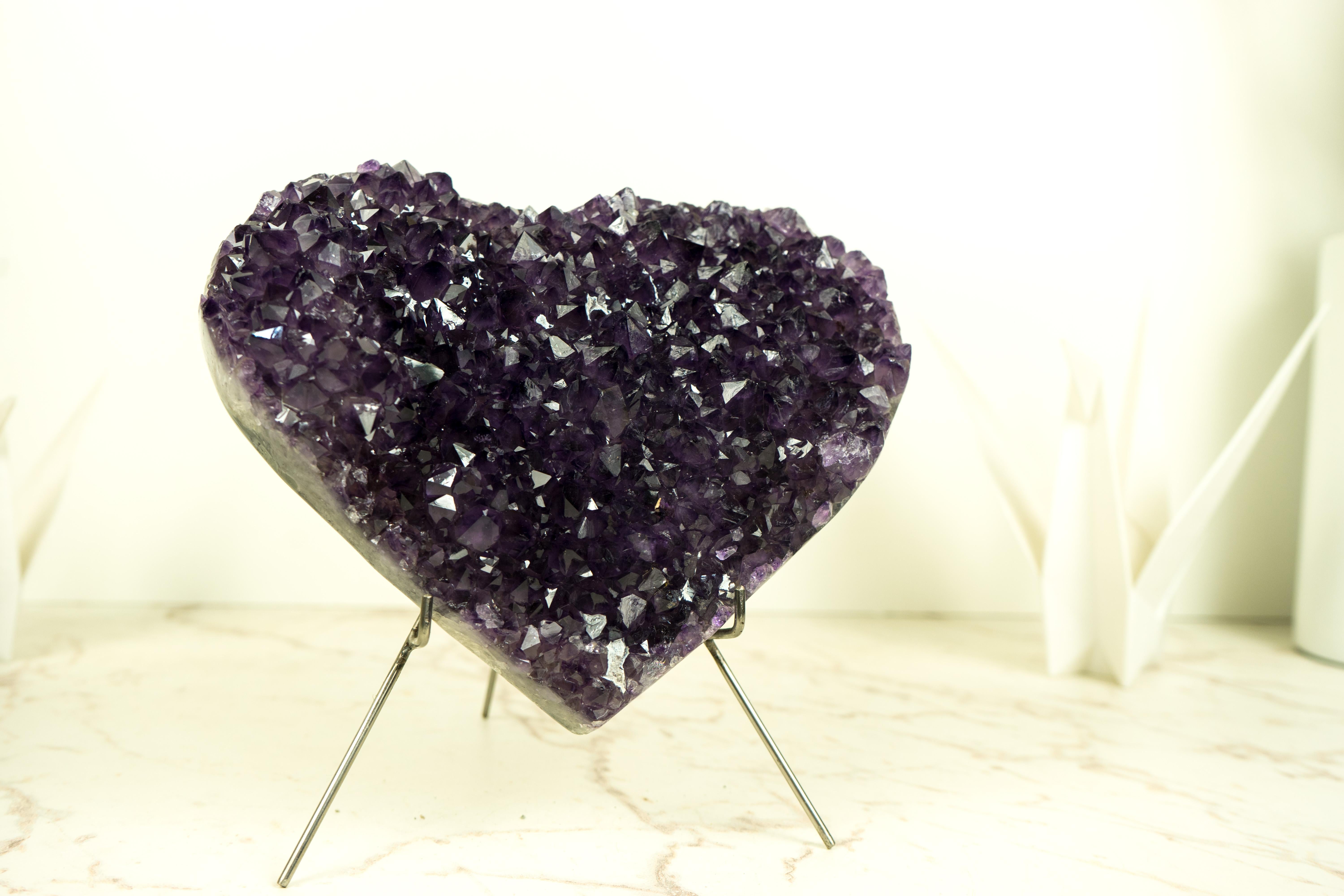 Precioso Corazón Grande de Amatista Púrpura Rica con Druzy Amatista de Alto Grado en venta 6