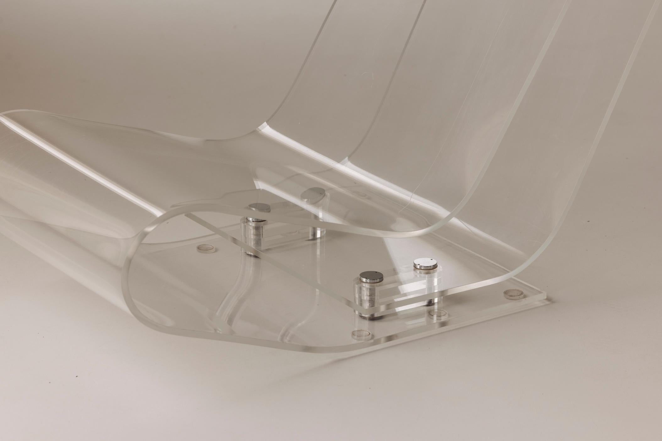 Wunderschöner LCP-Sessel, entworfen von Maarten van Severen für Kartell im Jahr 2002. (Plexiglas) im Angebot