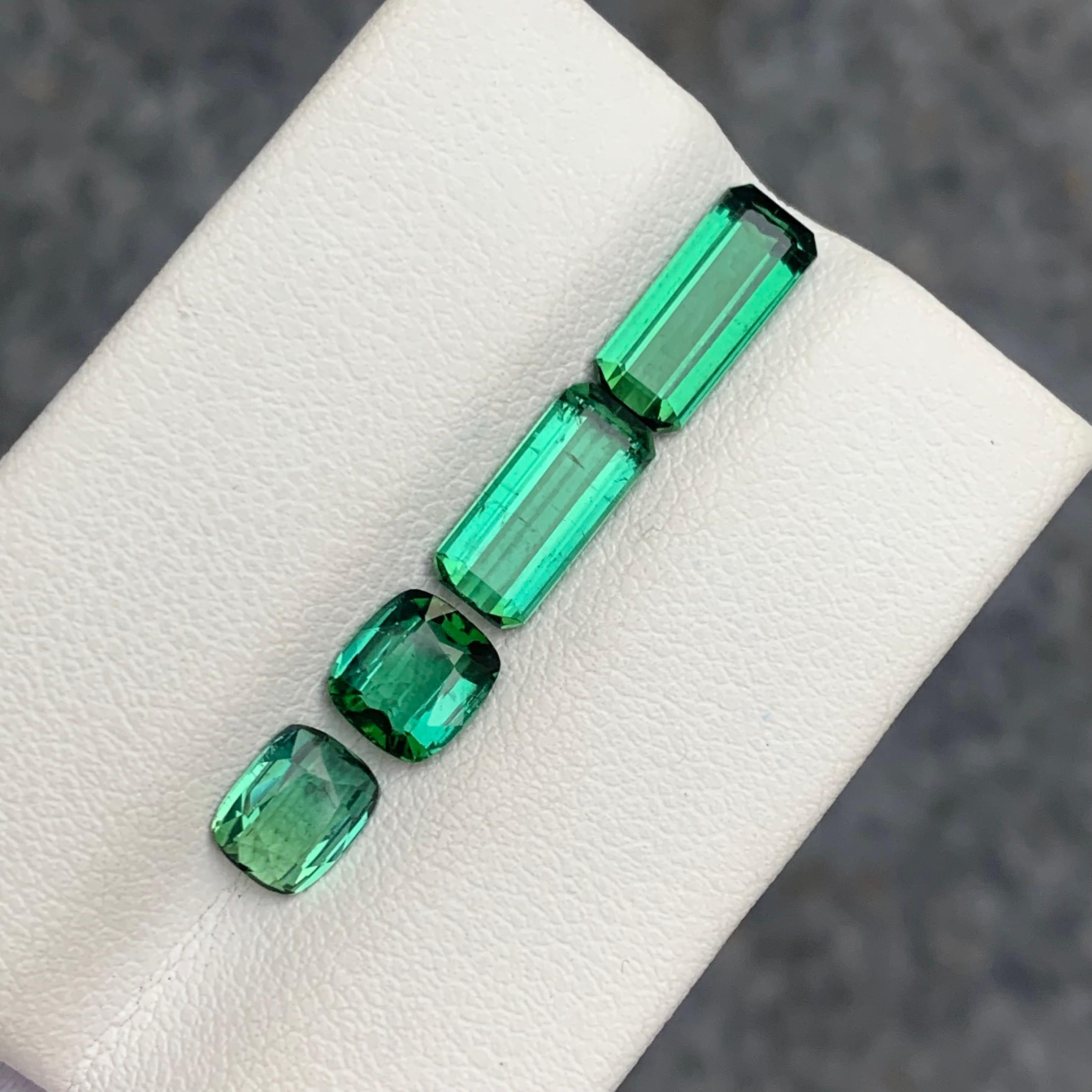 Gemstone Type : Tourmaline
Weight : 4.65 Carats
Sizes: 0.65 to 1.50 Carat
Origin : Kunar Afghanistan
Clarity : SI
Shape: Emerald & Cushion
Color: Bluish green ( Lagoon)
Certificate: On Demand
Basically, mint tourmalines are tourmalines with pastel