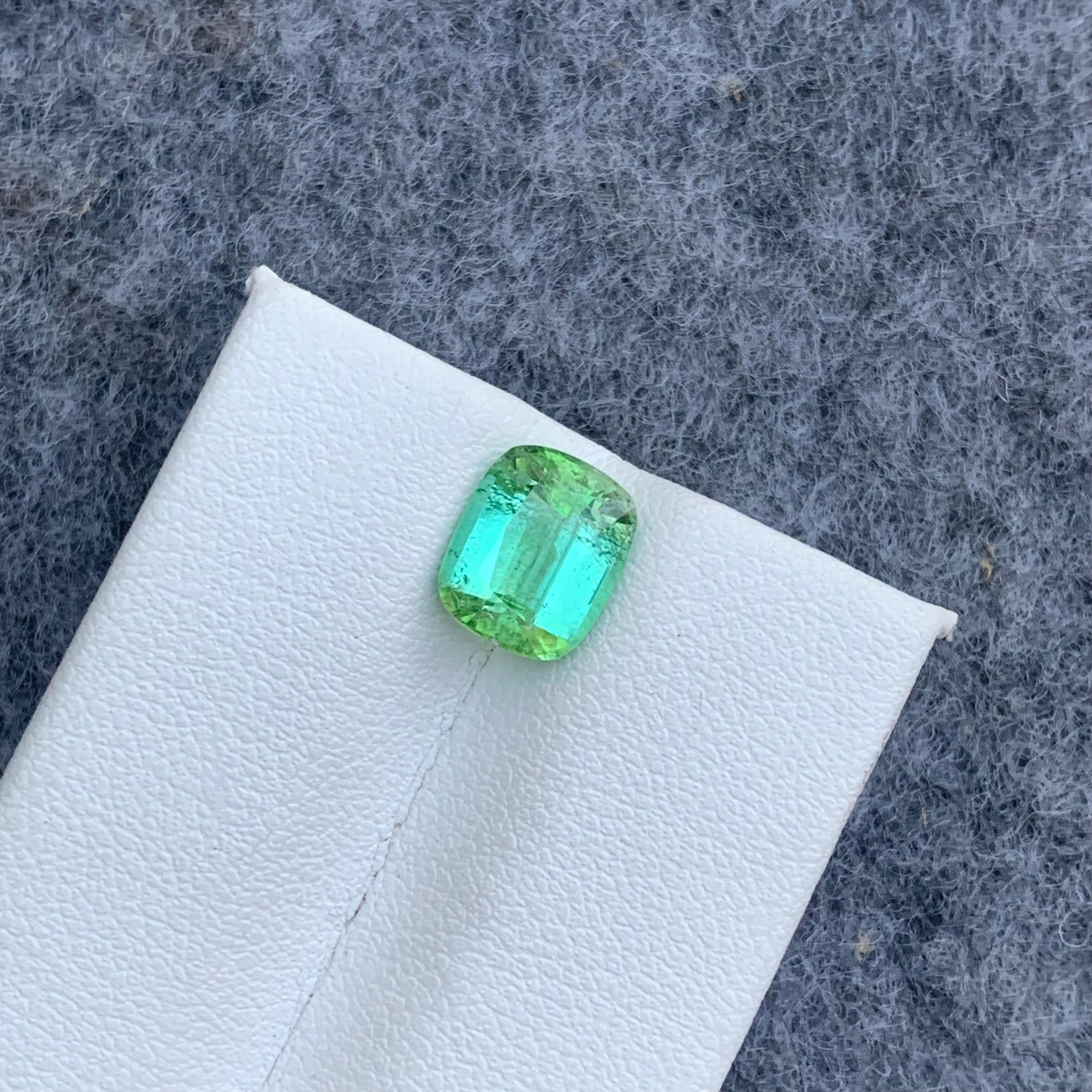Cushion Cut Gorgeous Loose Mint Green Tourmaline 2.50 Carat SI Included for Jewelry Making For Sale