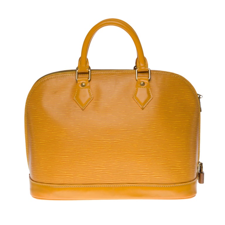 Gorgeous Louis Vuitton Alma handbag in Yellow epi leather, GHW at