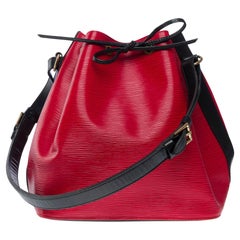 Magnifique sac à bandoulière Louis Vuitton Petit Noe en cuir épi rouge et noir, GHW