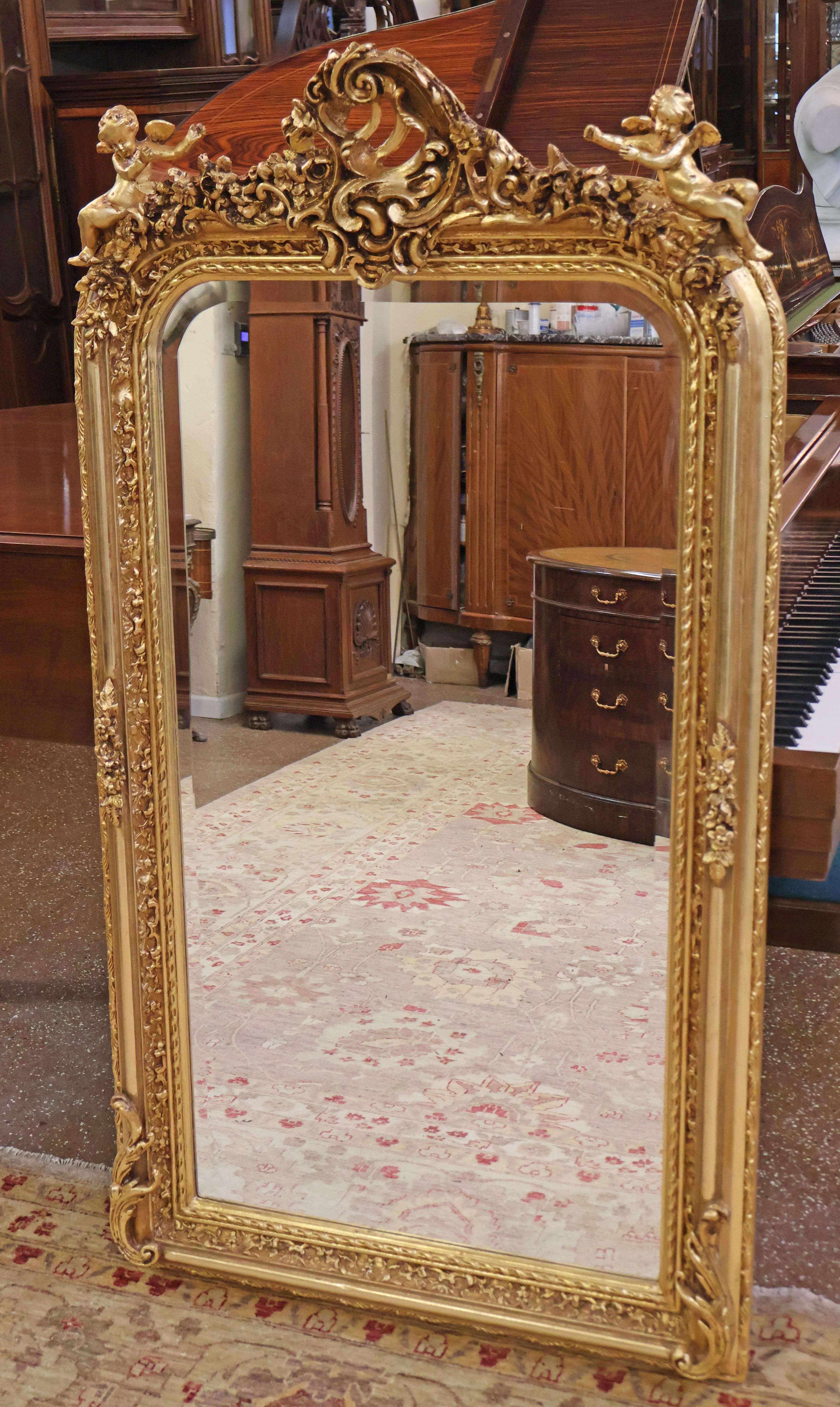 Gorgeous Louis XV Französisch Stil Gold Cherub abgeschrägten Spiegel (Unbekannt) im Angebot