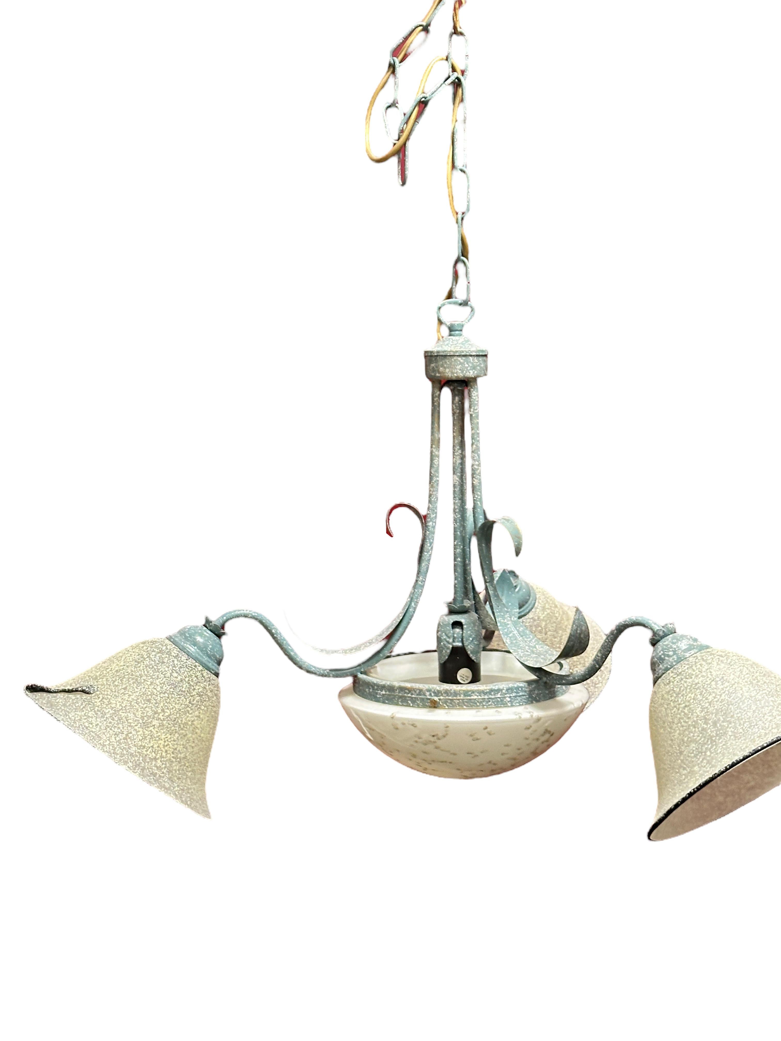 Hollywood Regency Gorgeous Metal and Glas Shade four Light Chandelier, Florentine Style 1980s For Sale