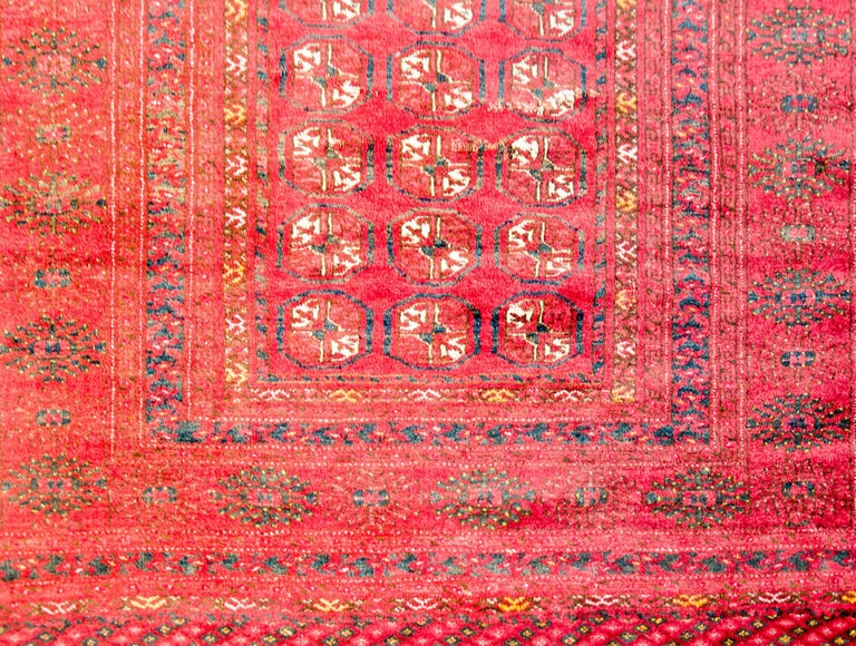 Gorgeous Mid-20th Century Turkmen Rug For Sale at 1stdibs