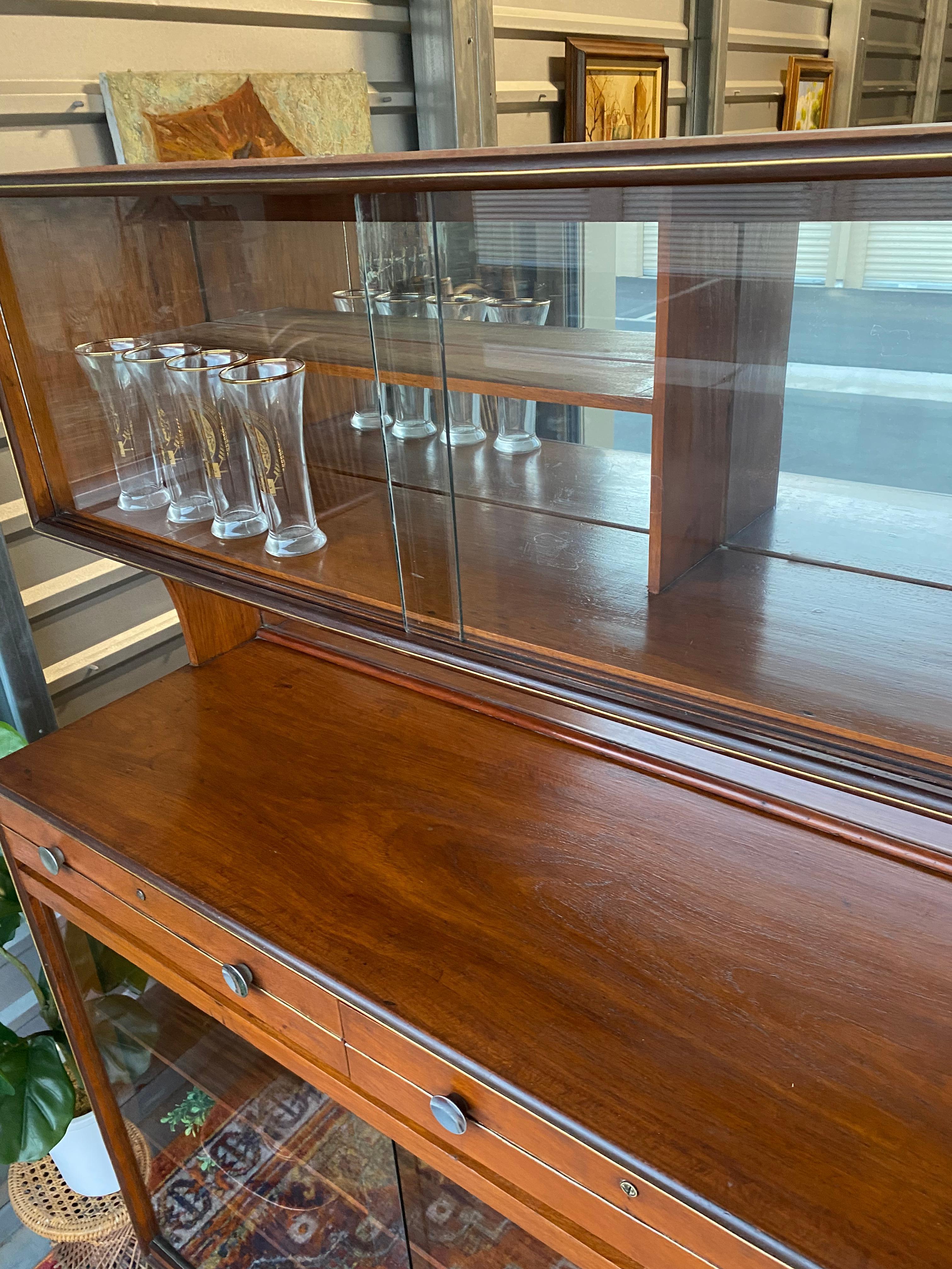 Gorgeous Mid Century MCM Vintage Dry Bar Buffet Sideboard Hutch Credenza 4