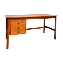 Gorgeous mid century modern desk by Poul Hundevad, circa 1960s