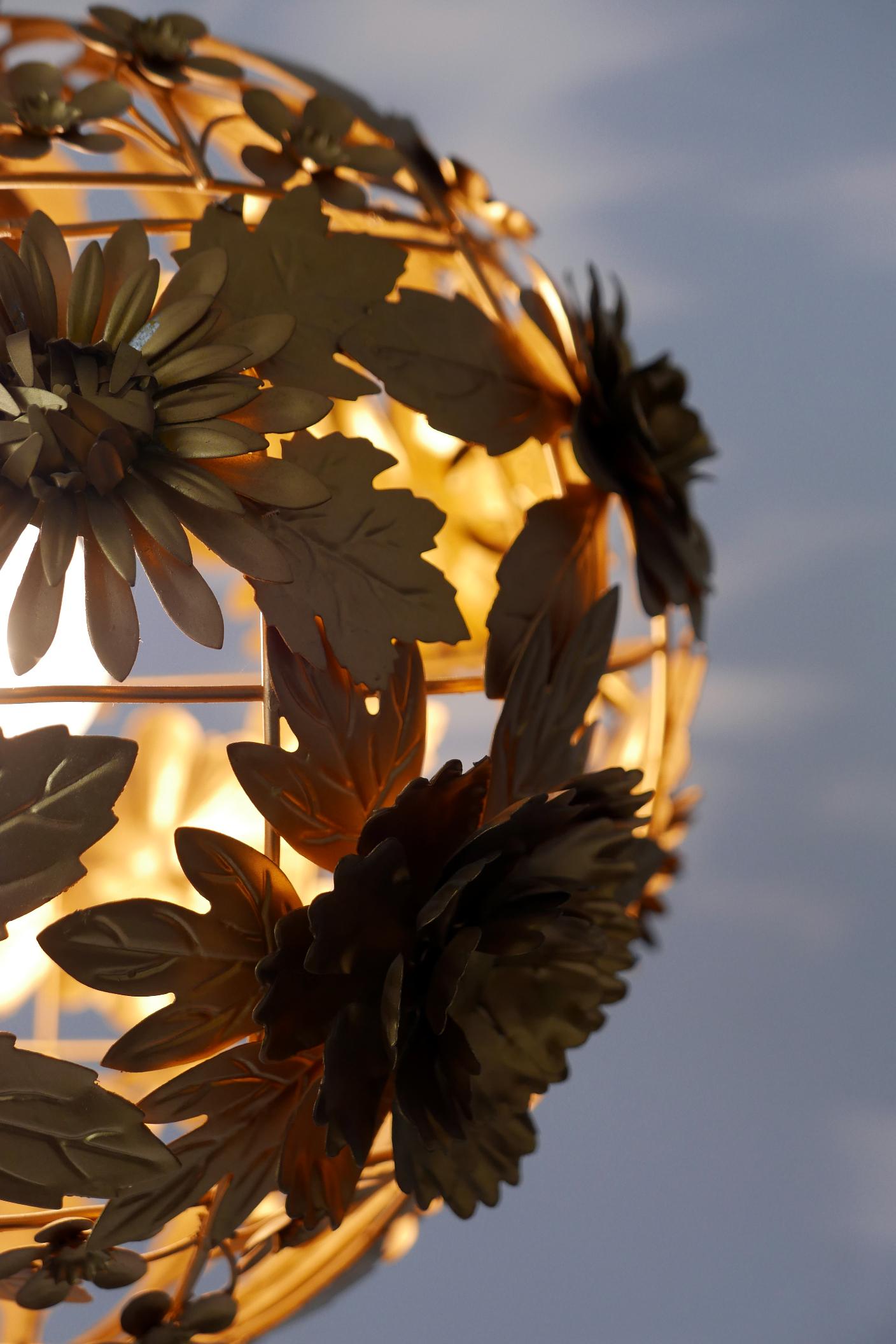 Gorgeous Mid-Century Modern Gilt Metal Floral Pendant Lamp, Germany, 1960s 6