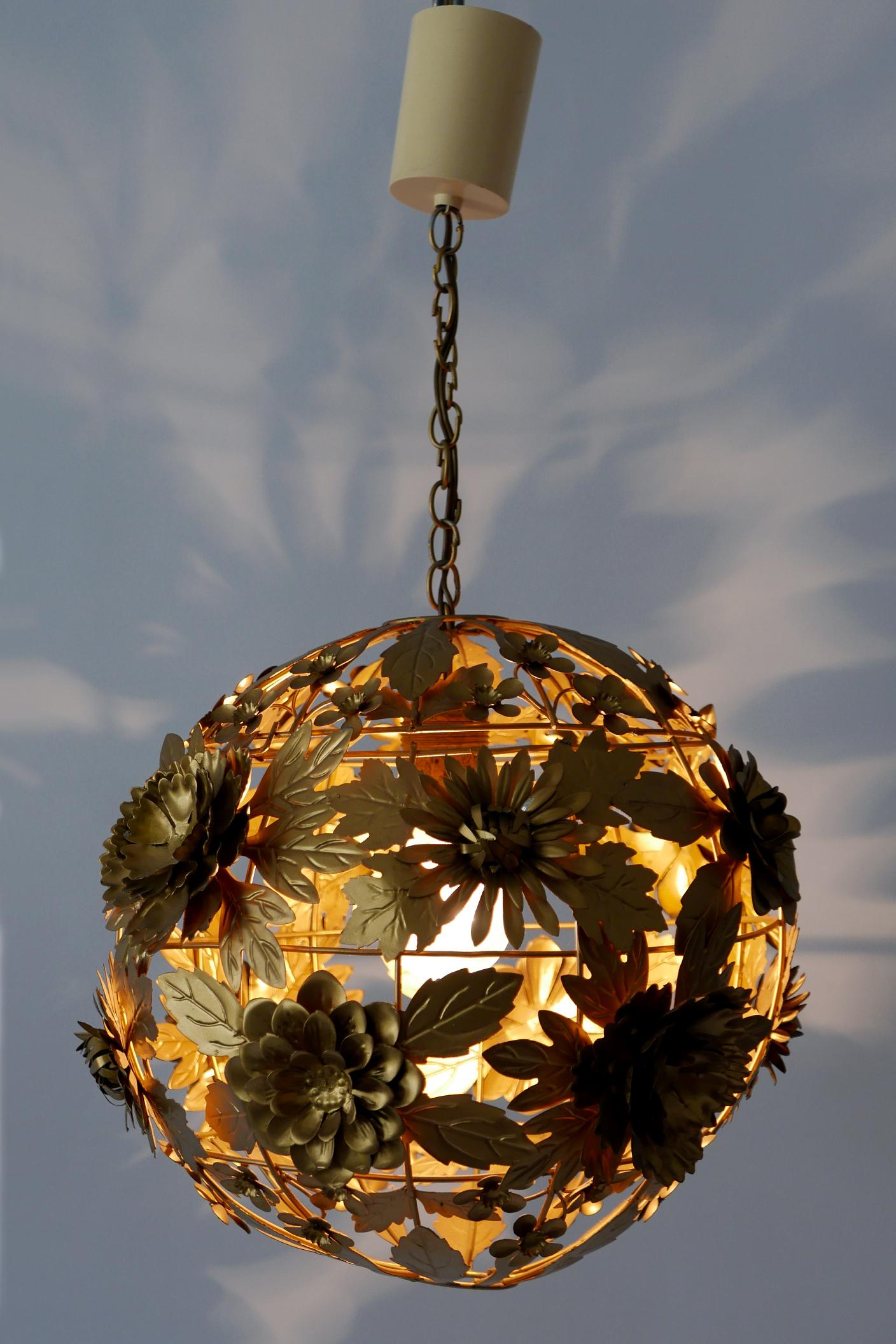 Gorgeous Mid-Century Modern Gilt Metal Floral Pendant Lamp, Germany, 1960s 8