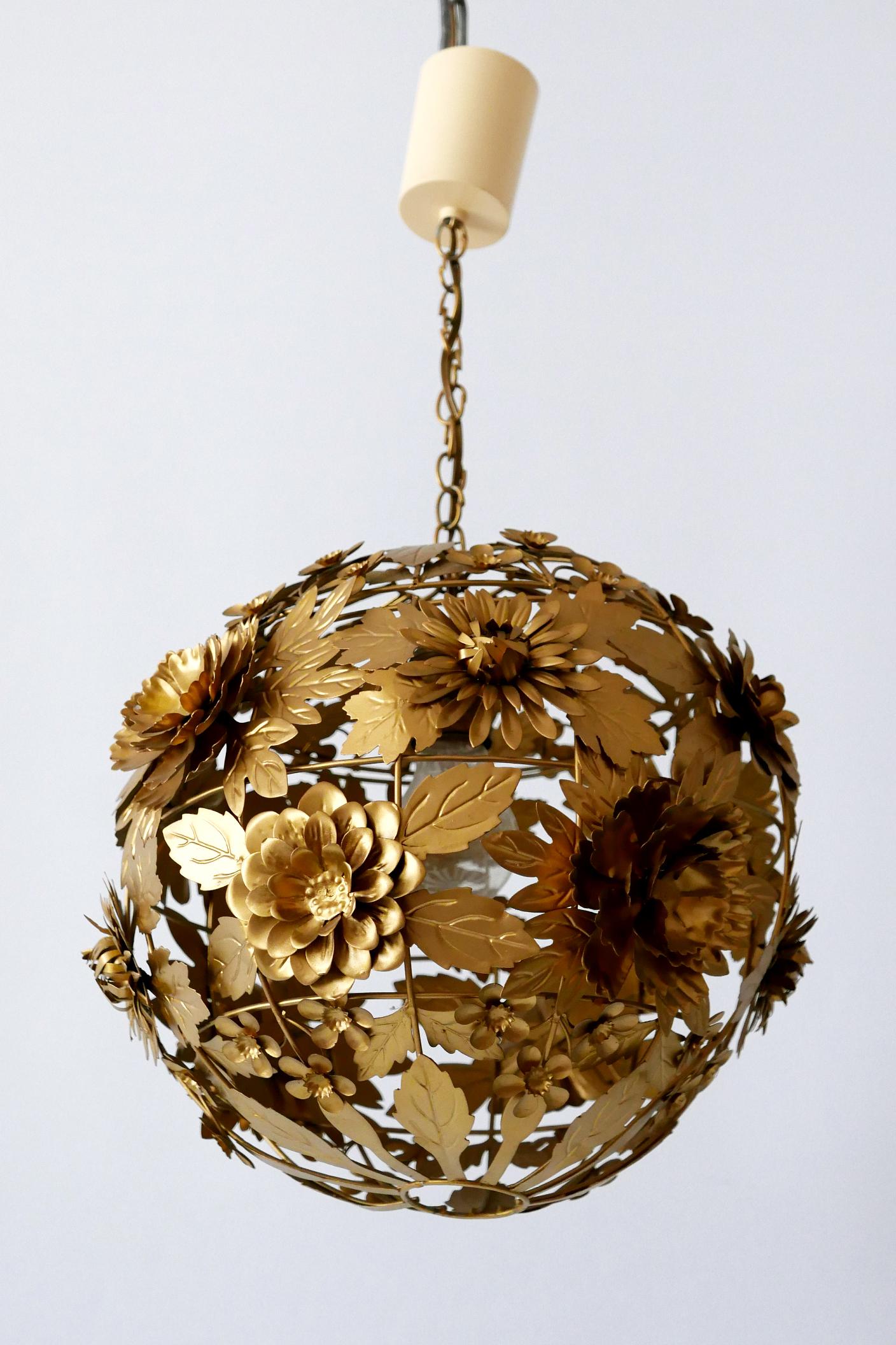 Gorgeous Mid-Century Modern Gilt Metal Floral Pendant Lamp, Germany, 1960s 11