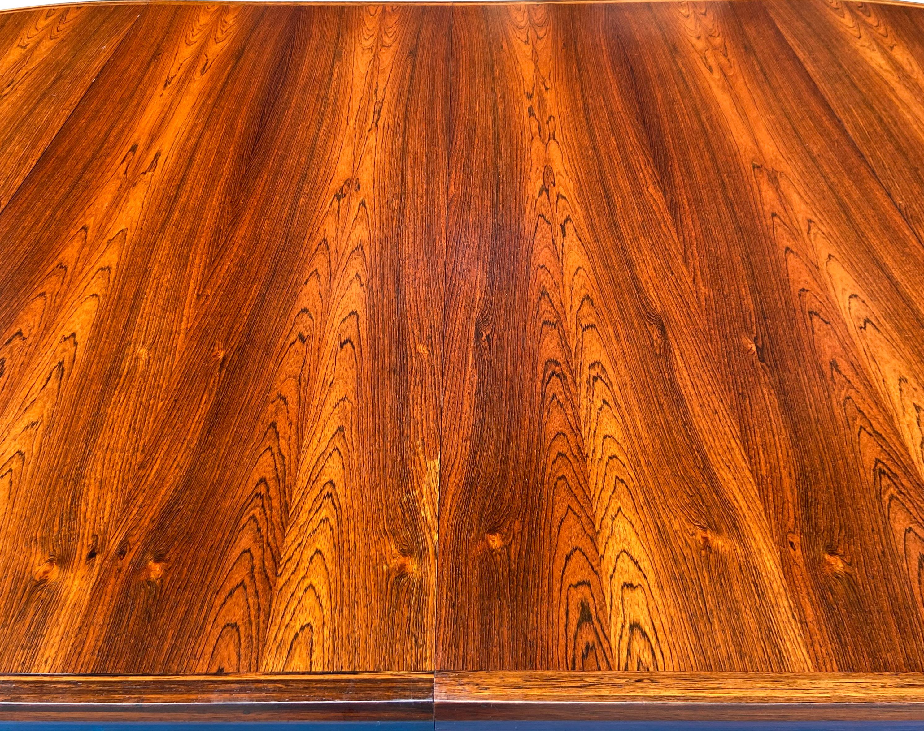 Superb  Midcentury Extendable Rosewood Dining Table 'Two Leaves' 9