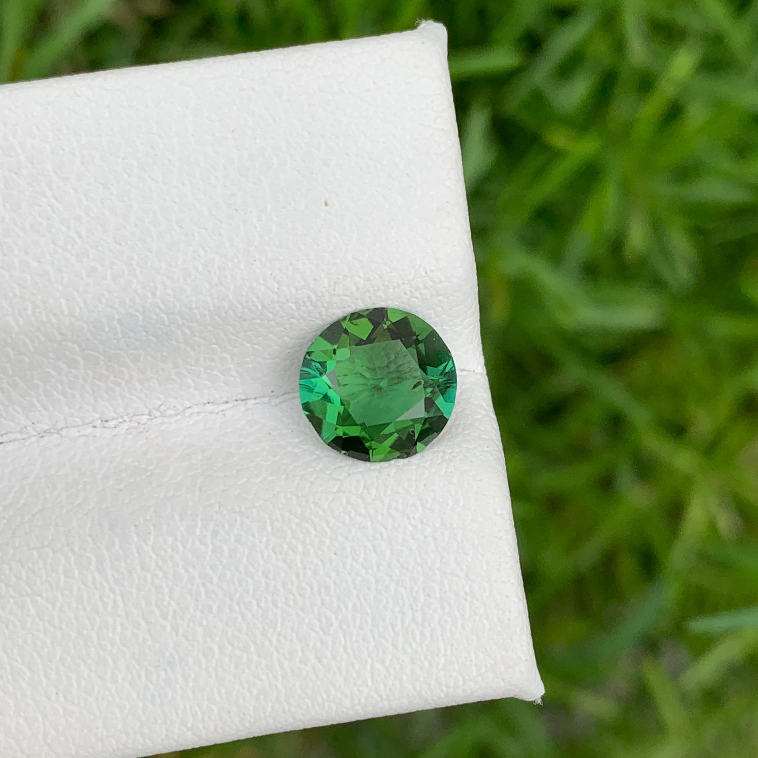Superbe bague en tourmaline verte menthe de 1,40 carat, pierre précieuse taille ronde en vente 4