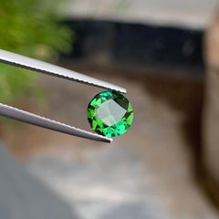 Splendido anello con tormalina verde menta sfusa Gemma da 1,40 carati taglio rotondo