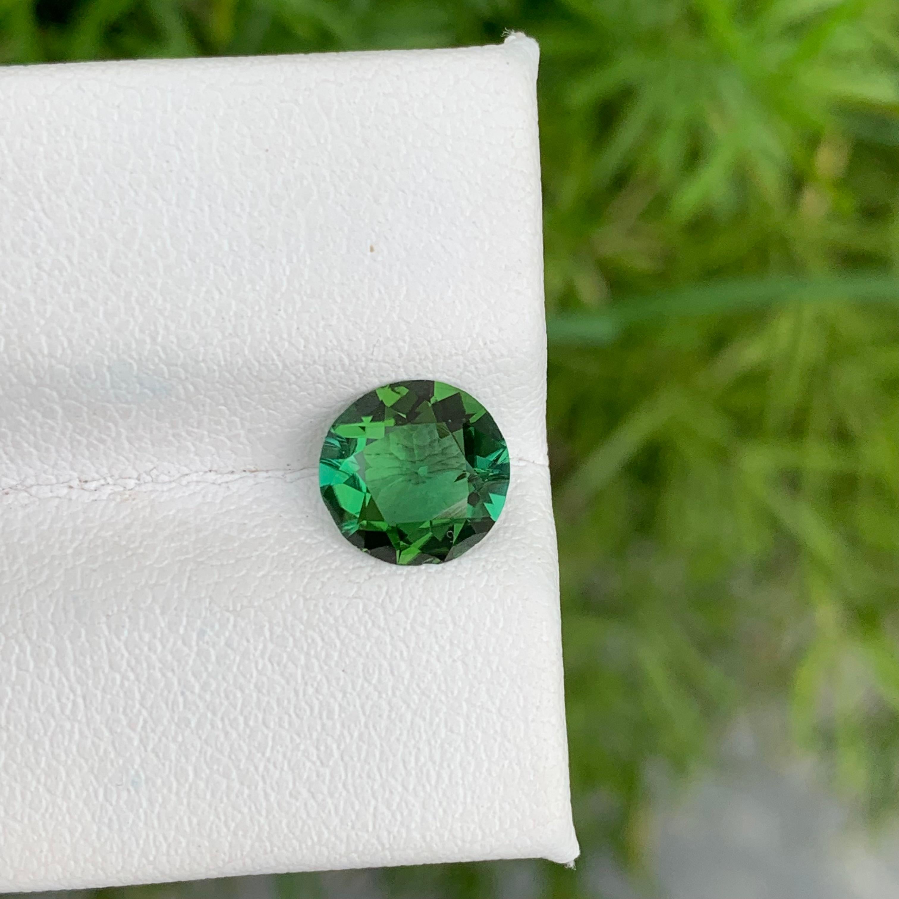 Gorgeous Mint Green Loose Turmalin Ring Edelstein 1,40 Karat Rundschliff Edelstein für Damen oder Herren im Angebot