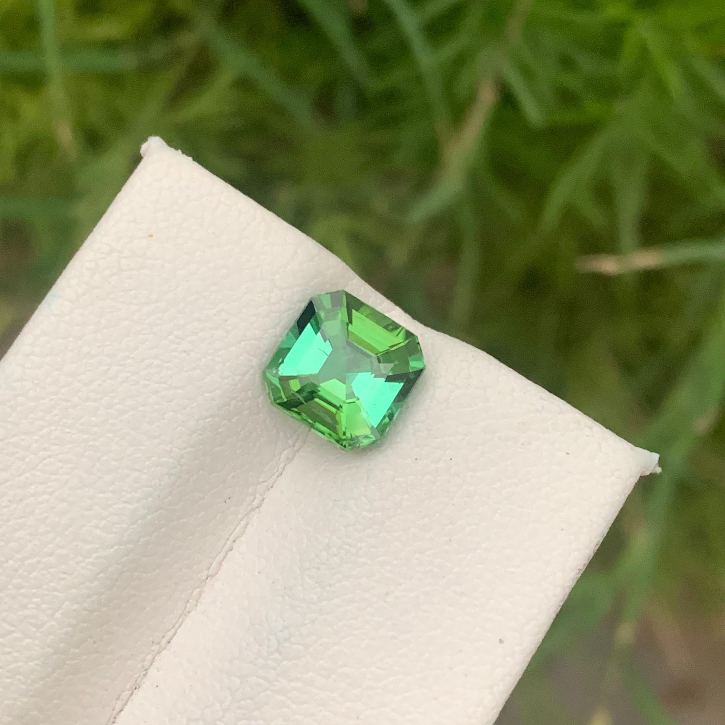 Women's or Men's Gorgeous Mint Green Loose Tourmaline Ring Gem 2.15 Carat Asscher Cut Gemstone