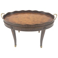 Magnifique table basse ovale en bois mélangé avec plateau en forme de croûte de tarte