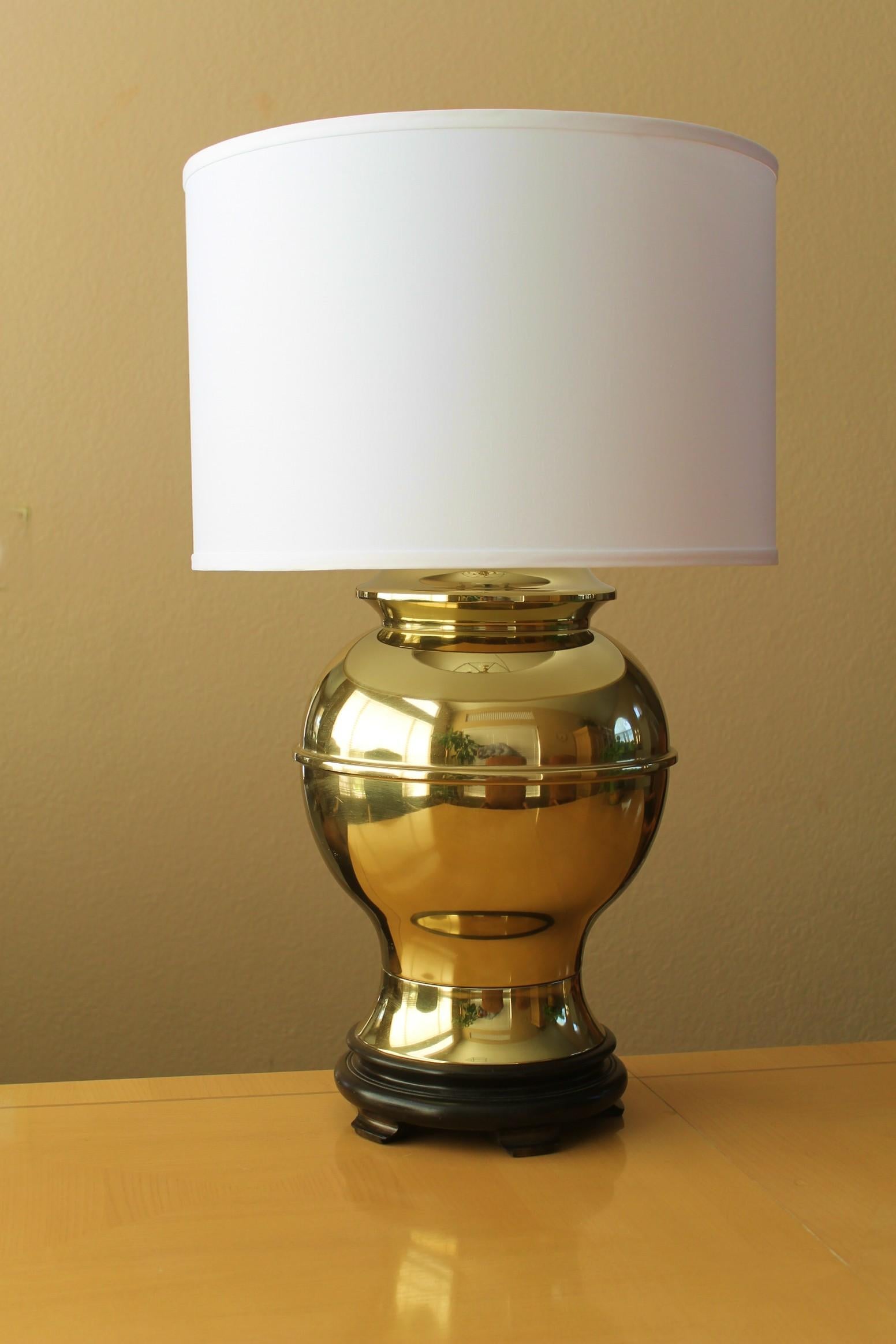 Late 20th Century Gorgeous Monumental Brass Ginger Jar Table Lamp! 1980s Cooper Karl Springer Era For Sale