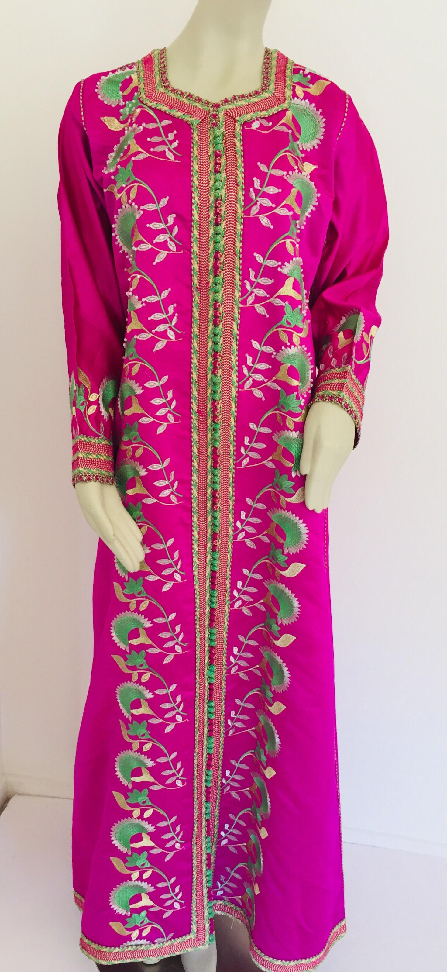 20th Century Gorgeous Moroccan Caftan in Hot Pink Fuchsia Maxi Dress Kaftan