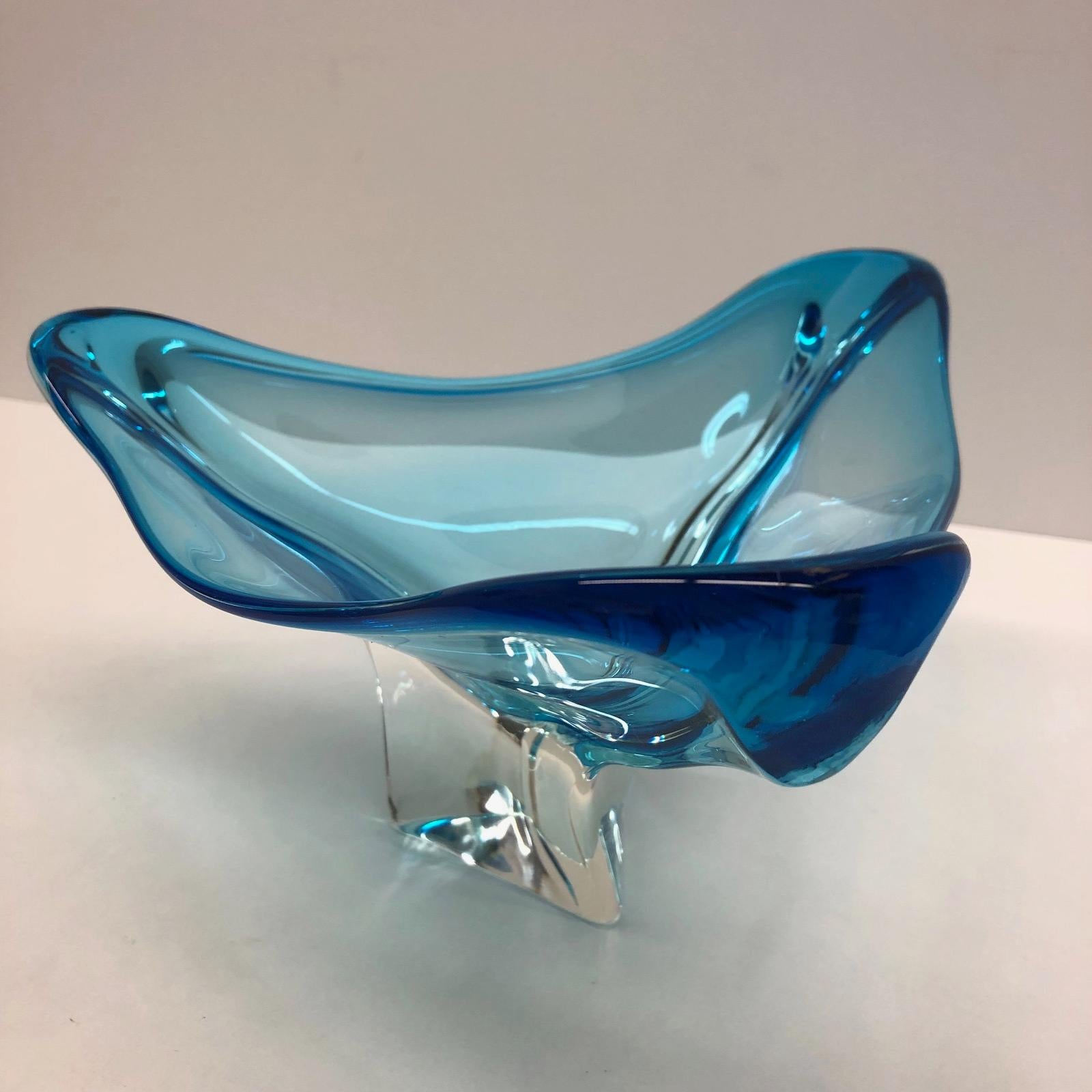 Italian Gorgeous Murano Art Glass Sommerso Bowl Blue and Clear Vintage, Italy