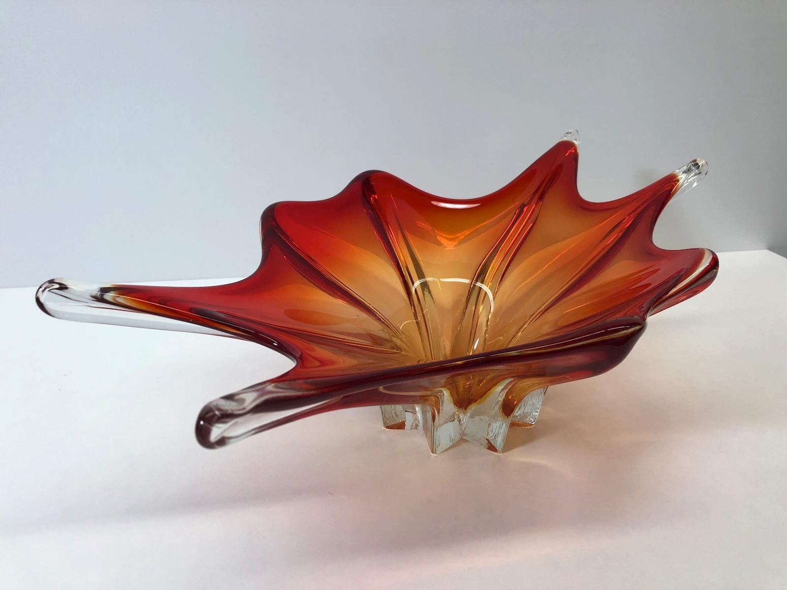 Mid-20th Century Gorgeous Murano Art Glass Sommerso Bowl Red and Orange Vintage, Italy, 1960s