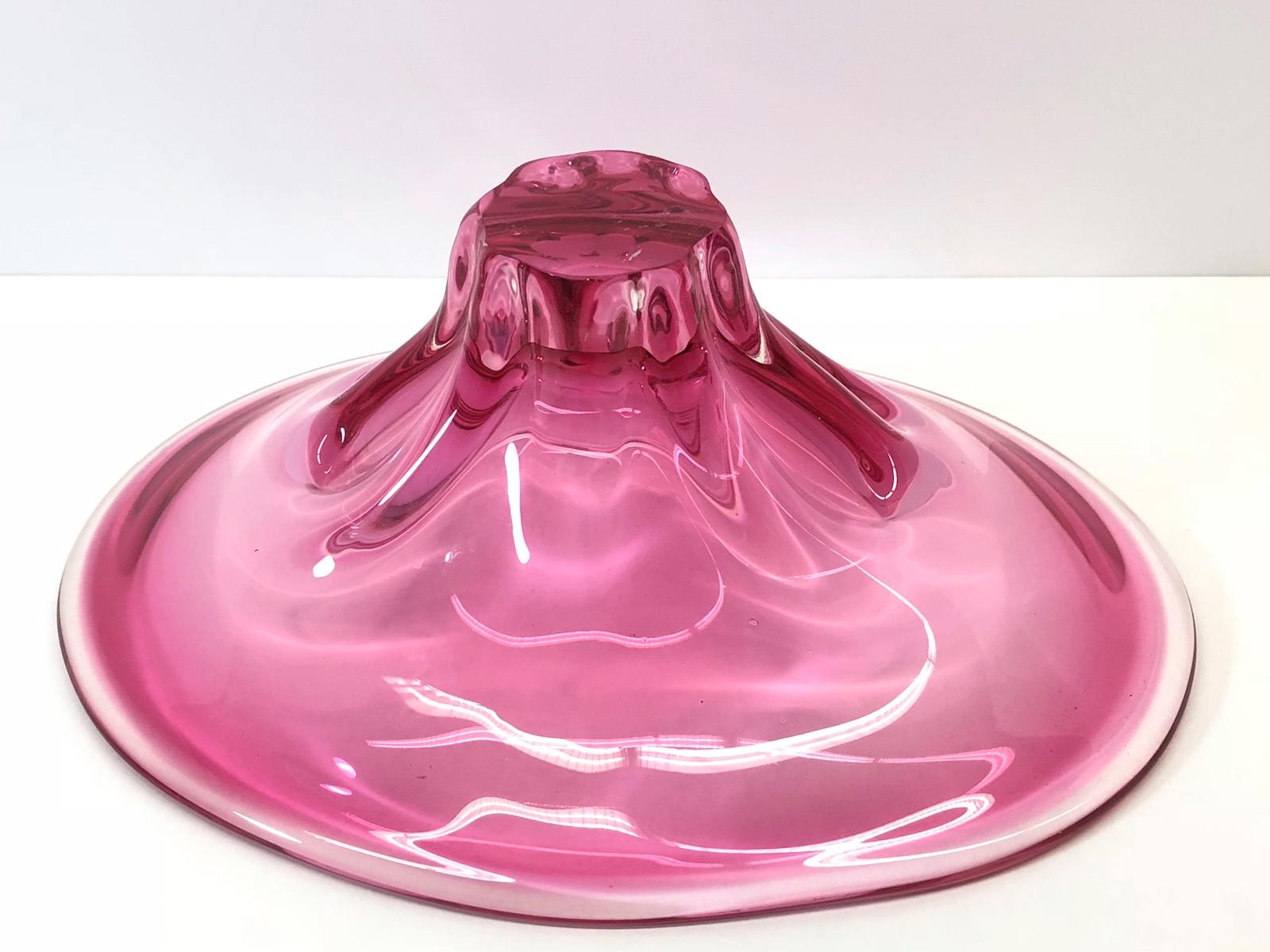 Mid-Century Modern Gorgeous Murano Art Glass Sommerso Fruit Bowl Pink and Clear Vintage, Italy