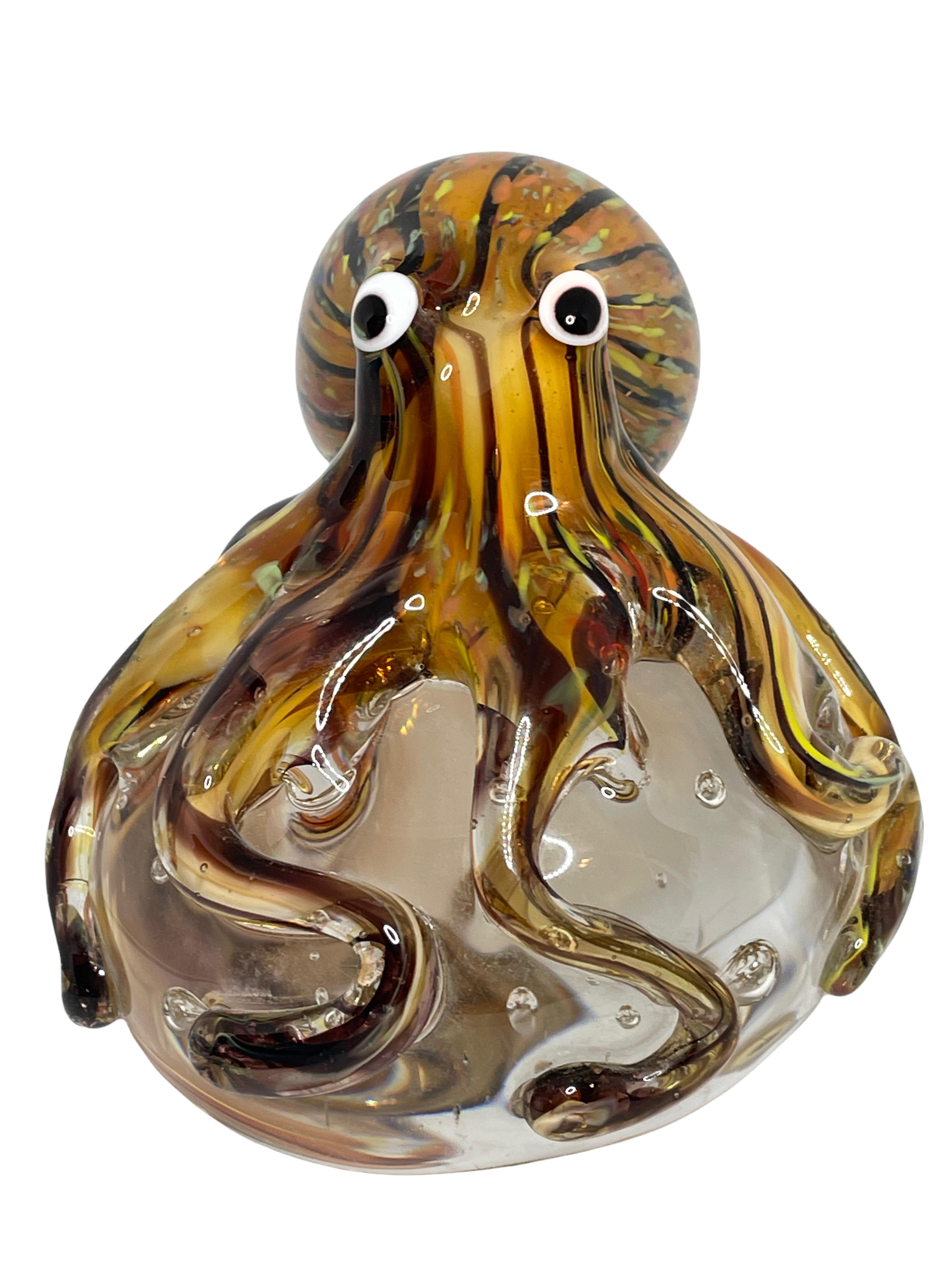 Hand-Crafted Gorgeous Murano Italian Art Glass Giant Octopus Paperweight, Italy, 1970s