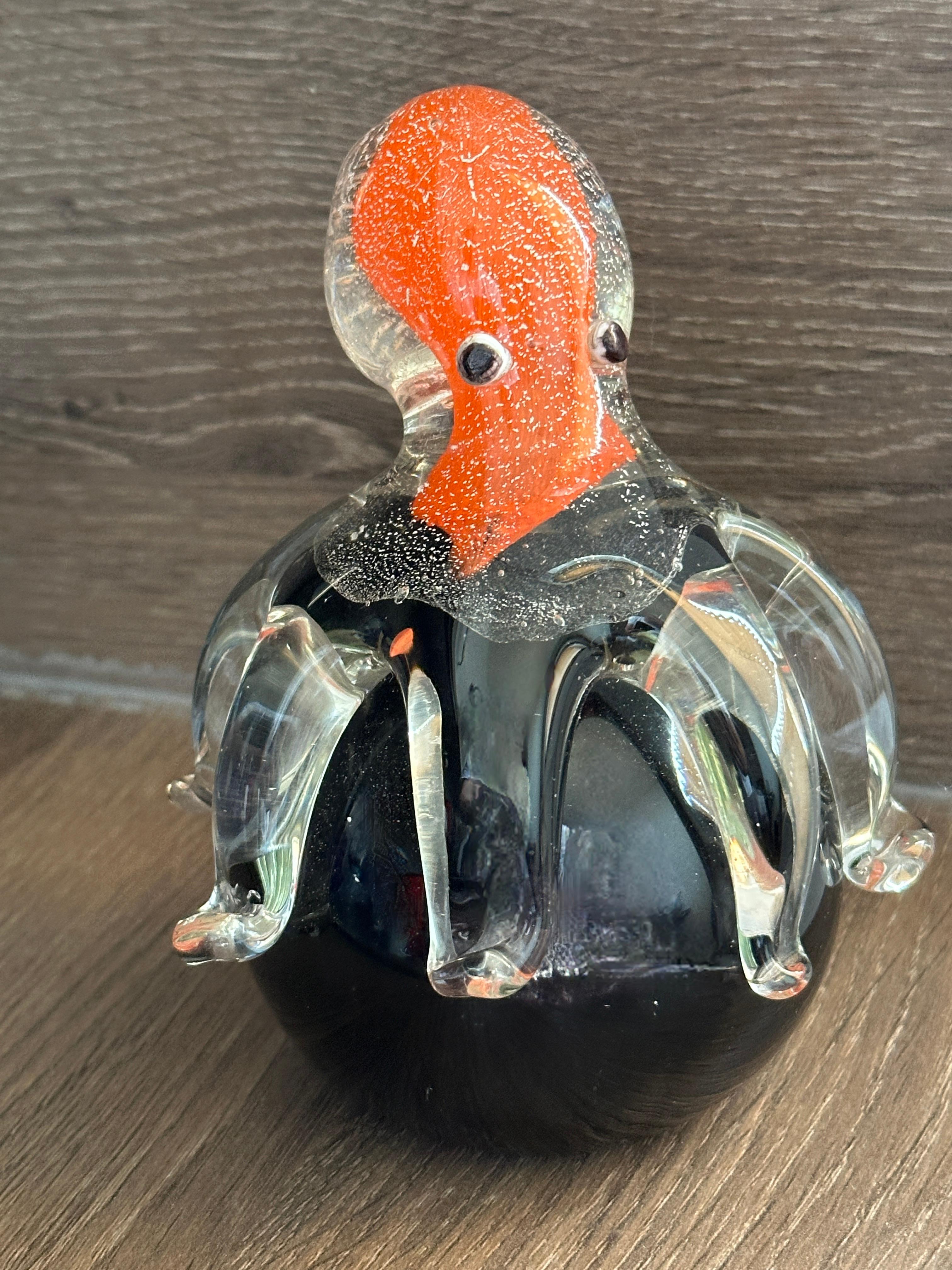 Vetro di Murano Splendido fermacarte in vetro artistico italiano di Murano con polpo gigante, Italia, anni '1970 in vendita