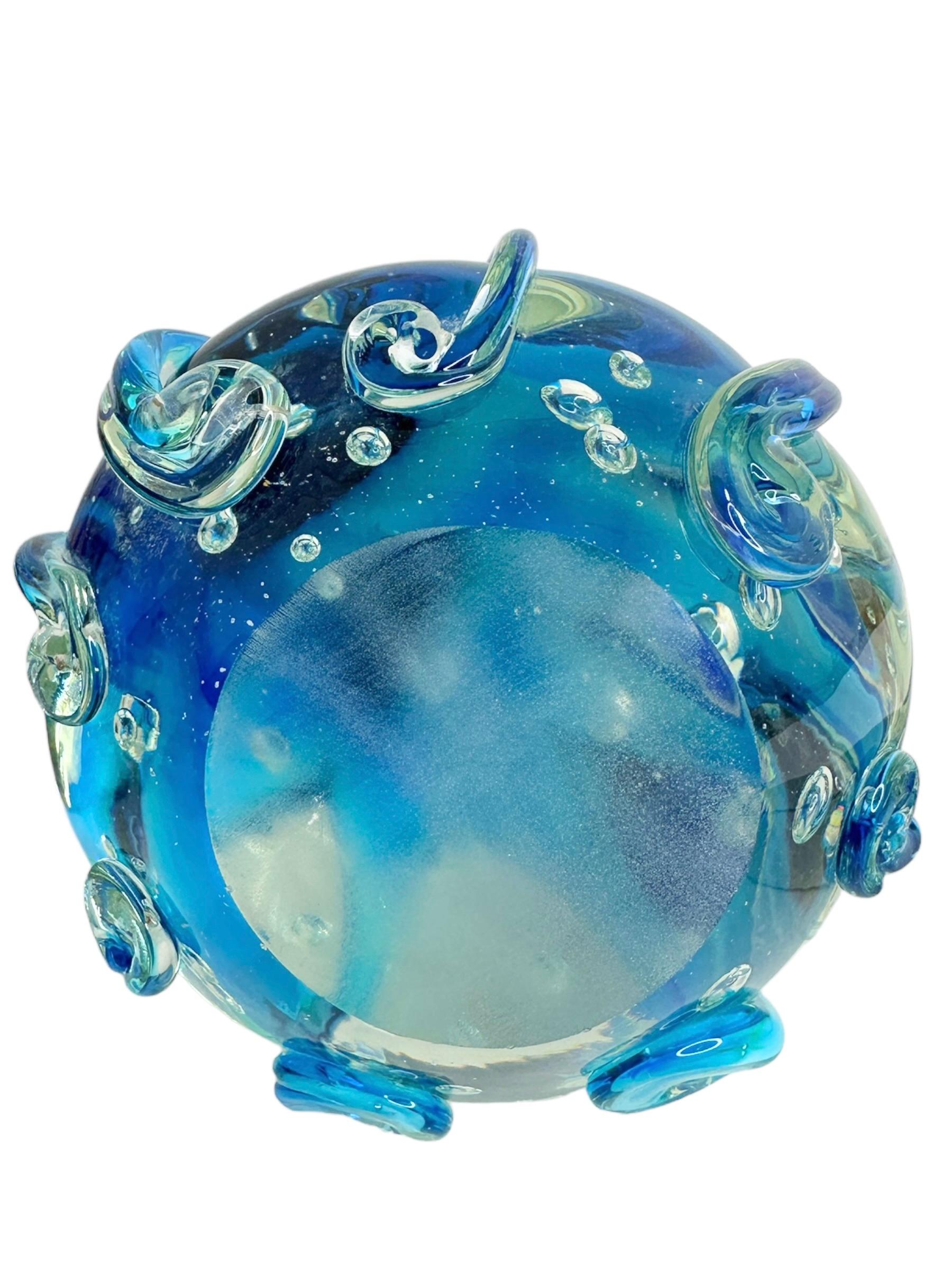 Gorgeous Murano Italian Art Glass giant octopus Paperweight, Italy, 1980s 3