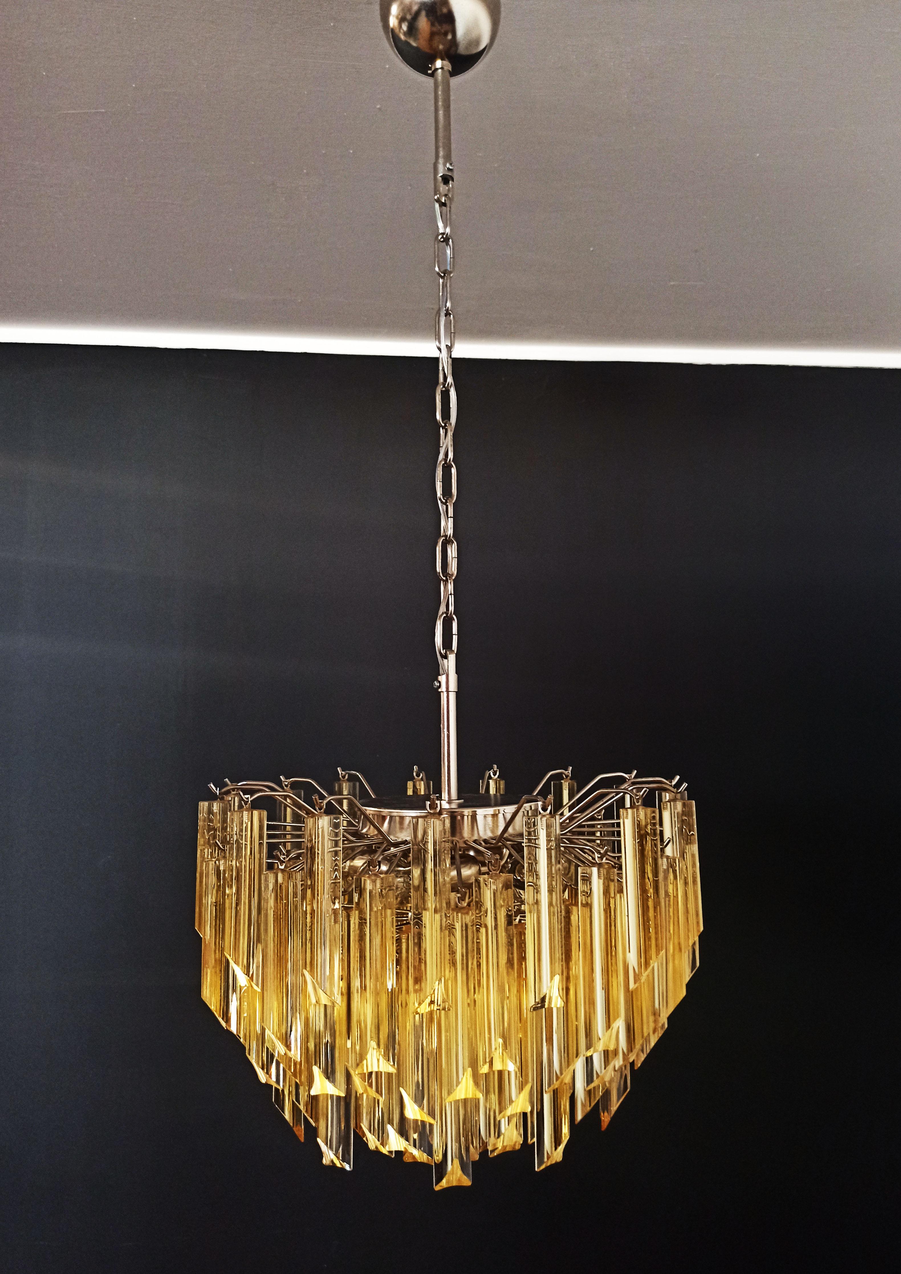Gorgeous Murano Vintage Chandelier, 107 Clear Amber Triedri For Sale 4