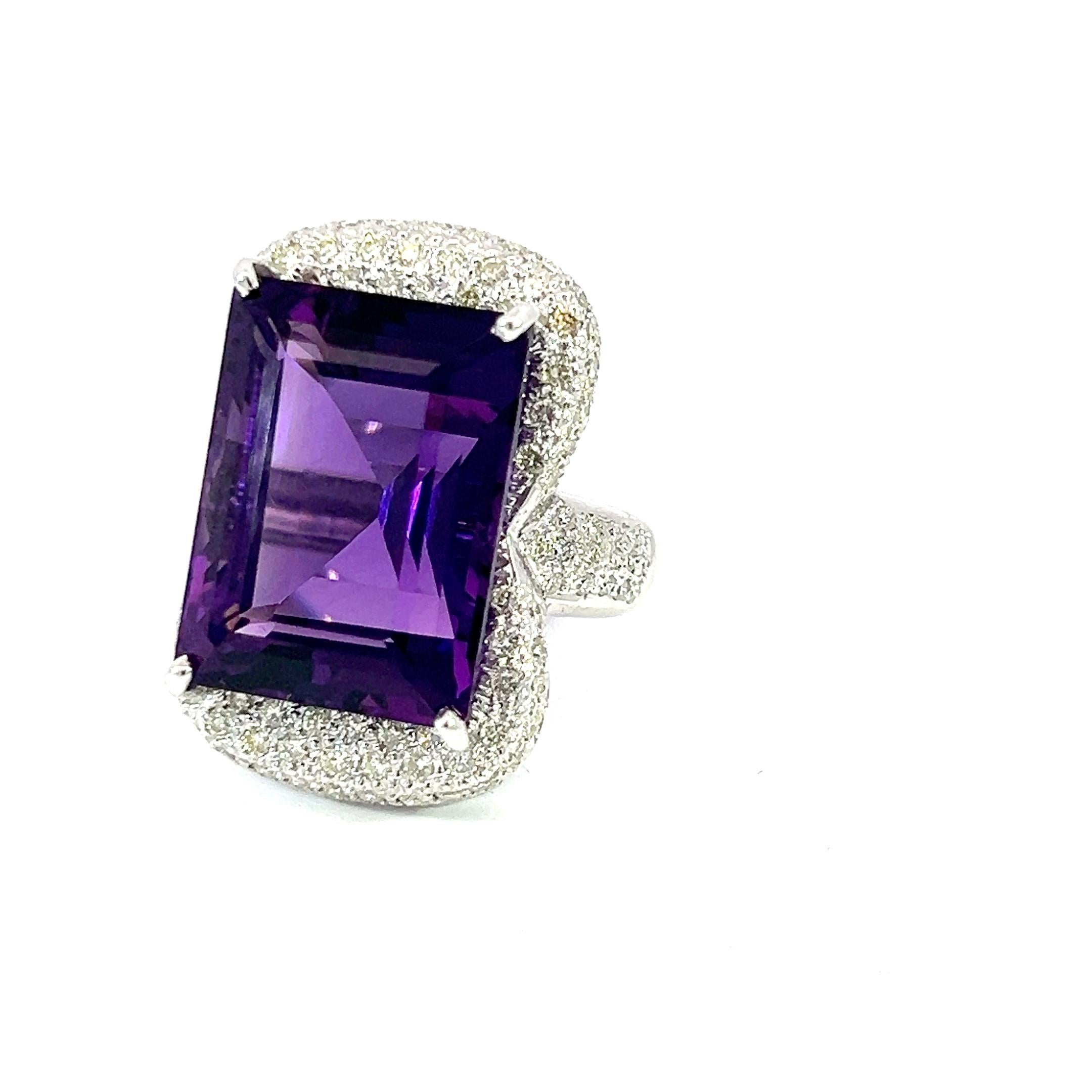 Precioso Anillo de amatista natural y diamante en Nuevo estado para la venta en New York, NY