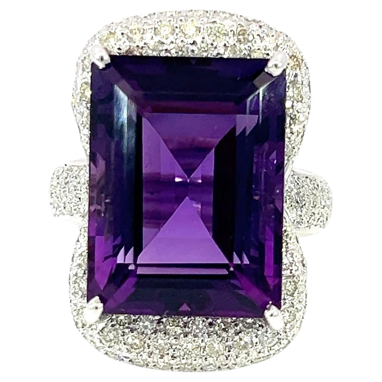 Splendido anello con ametista naturale e diamante