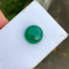 Gorgeous Natural Green Agate Gemstone 6.75 Carats Round Shape Cabochon Cut