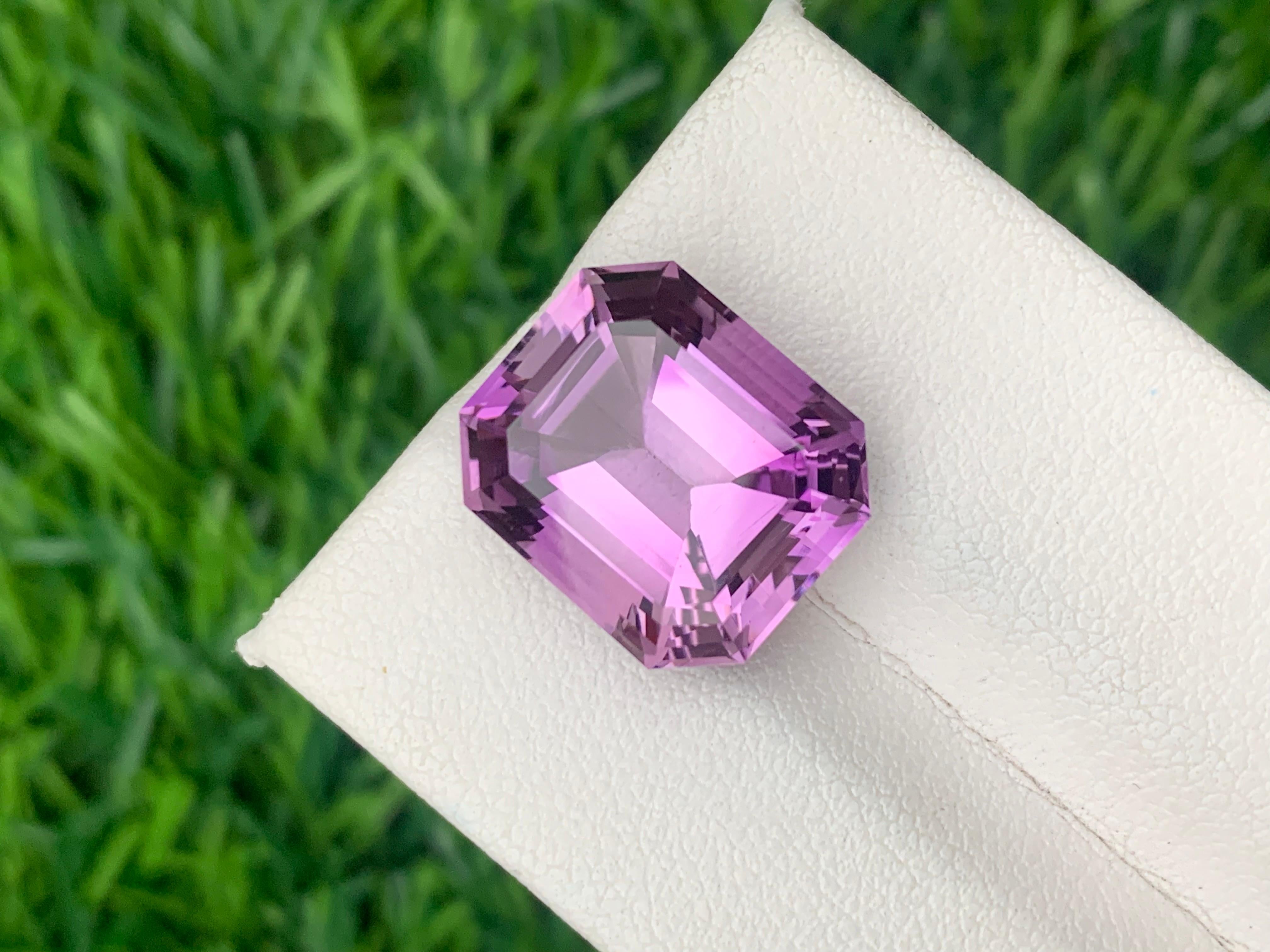 Women's or Men's Gorgeous Natural Loose Amethyst Ring Gem From Brazil Mine 10.50 Carat For Sale