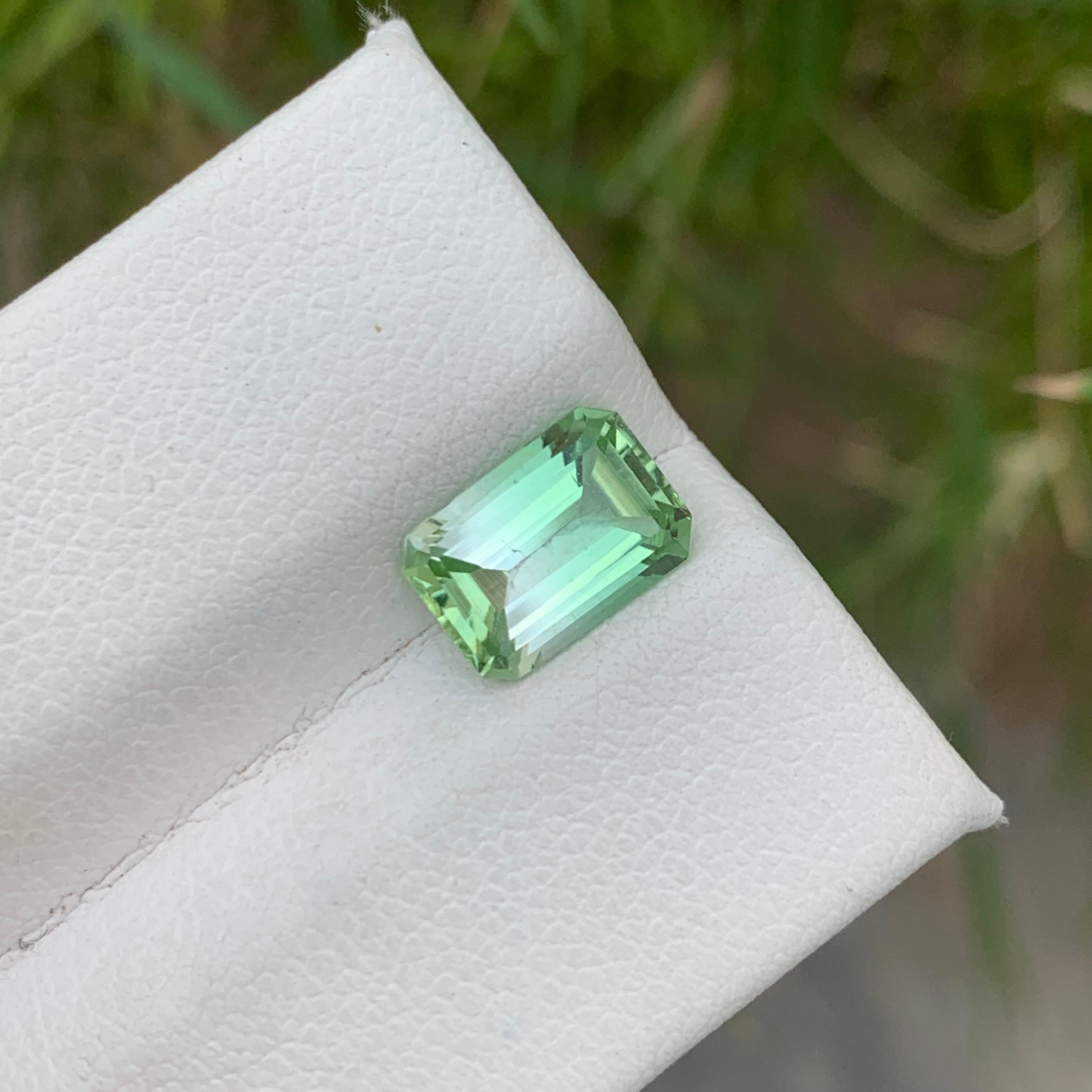 Gorgeous Natural Loose Mint Green Tourmaline Emerald Cut Ring Gemstone 2.0 Carat For Sale 7