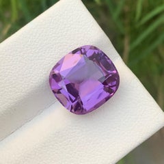 Wunderschöner natürlicher loser lila Amethyst-Edelstein 8,0 Karat für die Schmuckherstellung