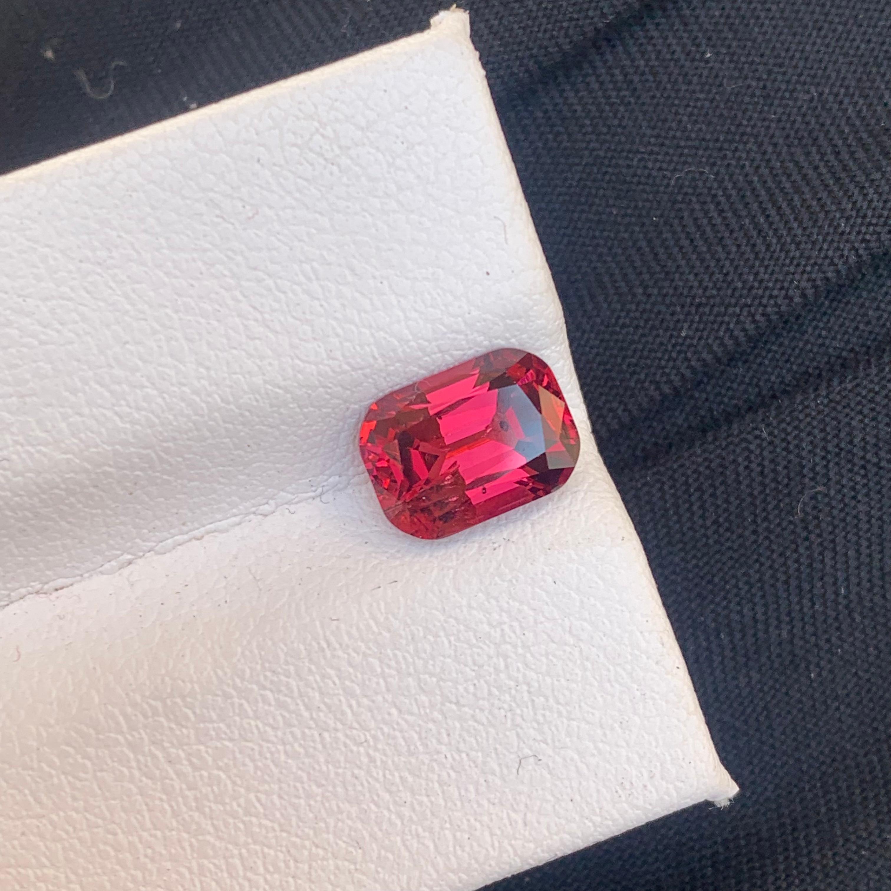 Gorgeous Natural Loose Red Rhodolite Garnet Gemstone 2.45 Carat with SI Clarity For Sale 7