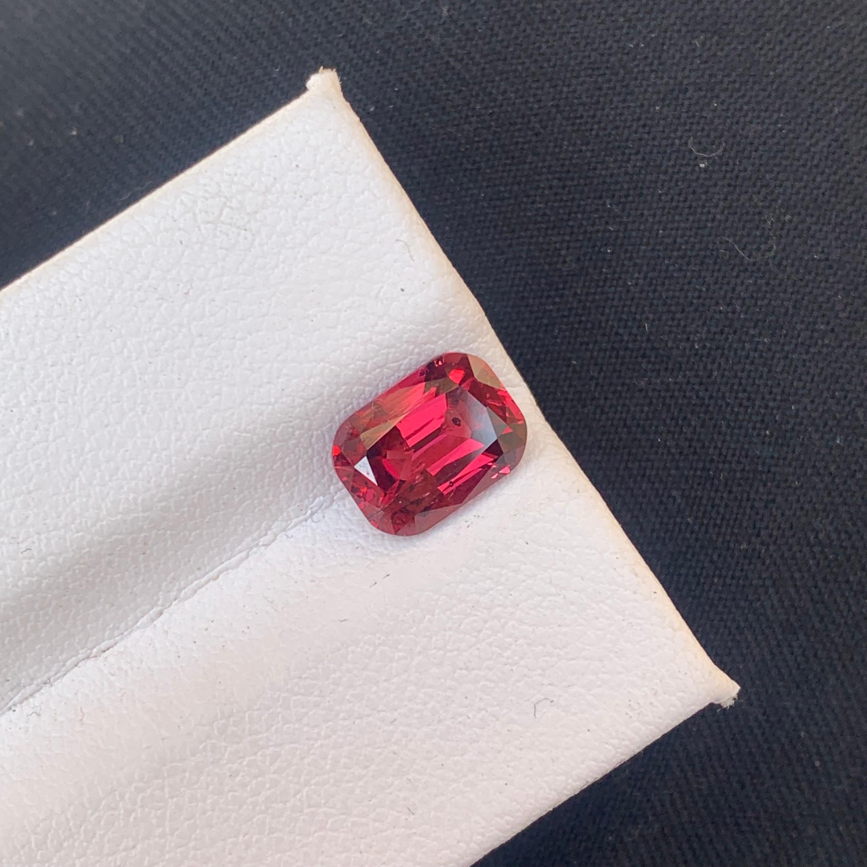 Loose Rhodolite Garnet
Weight : 2.45 Carats
Dimensions : 8.6x6.3x4.7 Mm
Origin : Tanzania Africa
Clarity : SI
Shape: Long Cushion
Cut: Cushion
Certificate: On Demand
Treatment: Non
Color: Red
Rhodolite is a mixture of pyrope and almandite garnets.