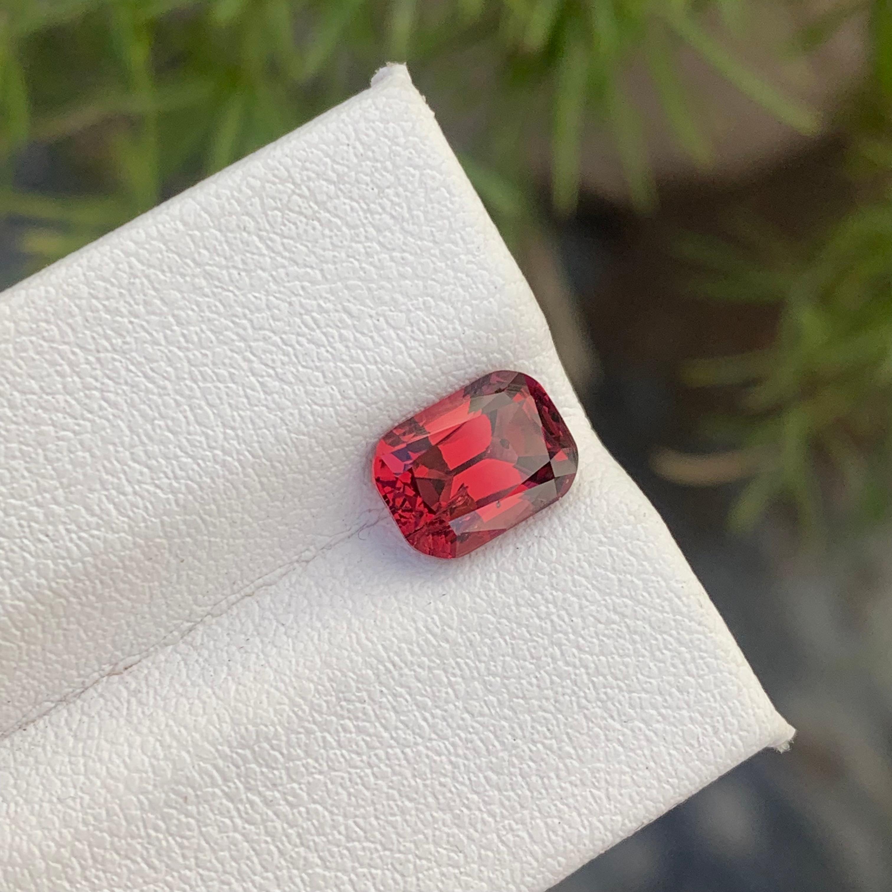 Arts and Crafts Gorgeous Natural Loose Red Rhodolite Garnet Gemstone 2.45 Carat with SI Clarity For Sale