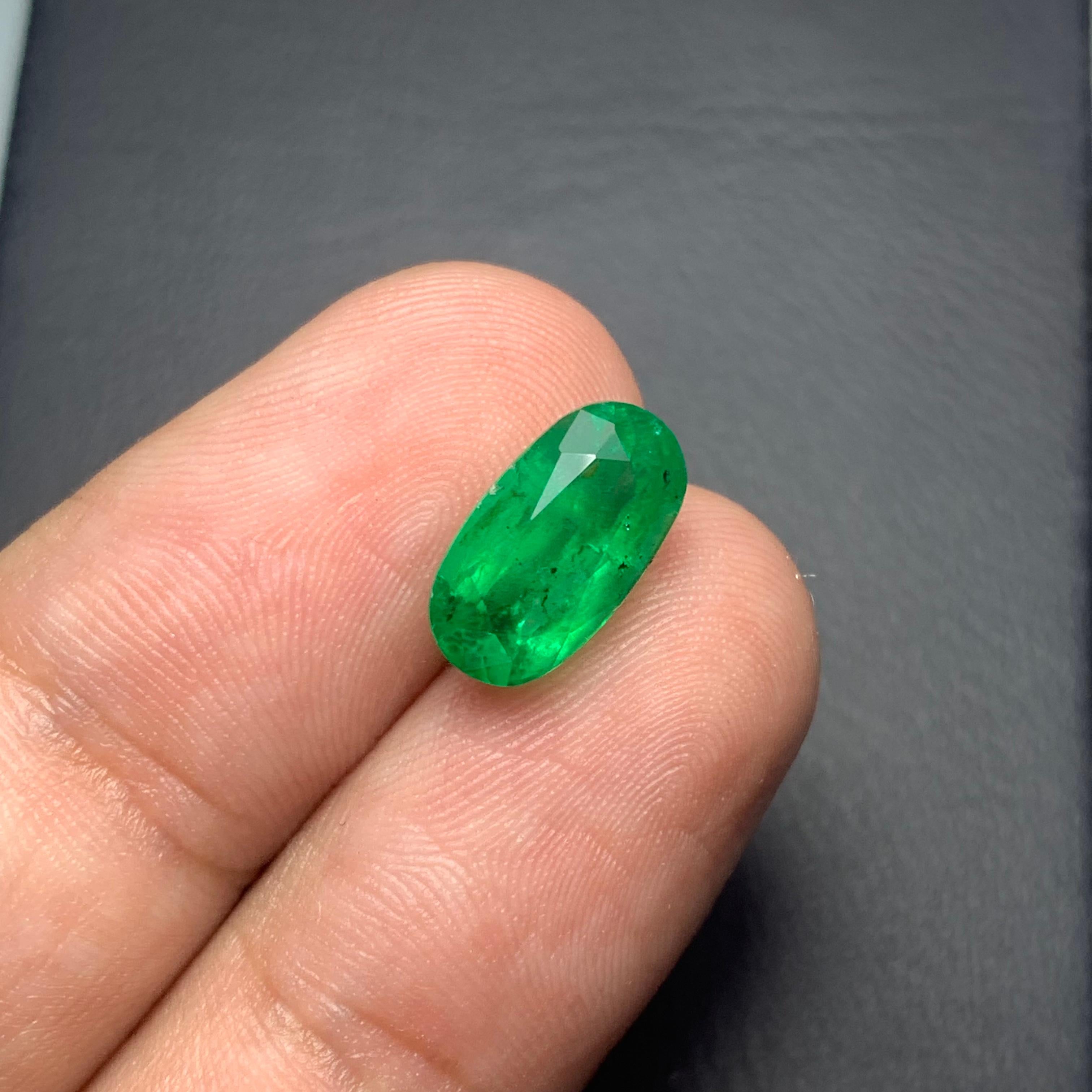 Gorgeous Natural Vivid Green Emerald Oval Shape from Pakistan Mine 3.10 Carat 5
