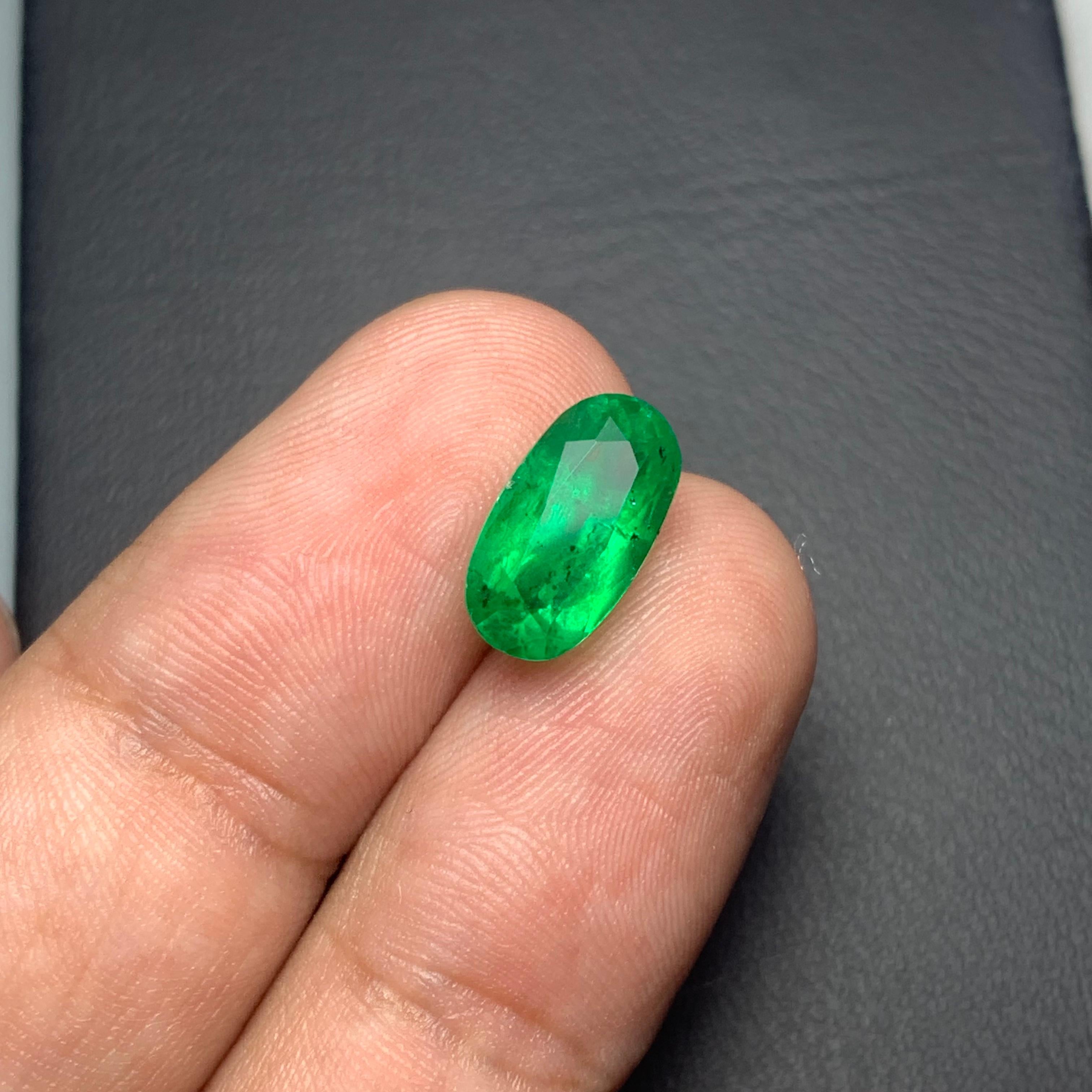 Gorgeous Natural Vivid Green Emerald Oval Shape from Pakistan Mine 3.10 Carat 7