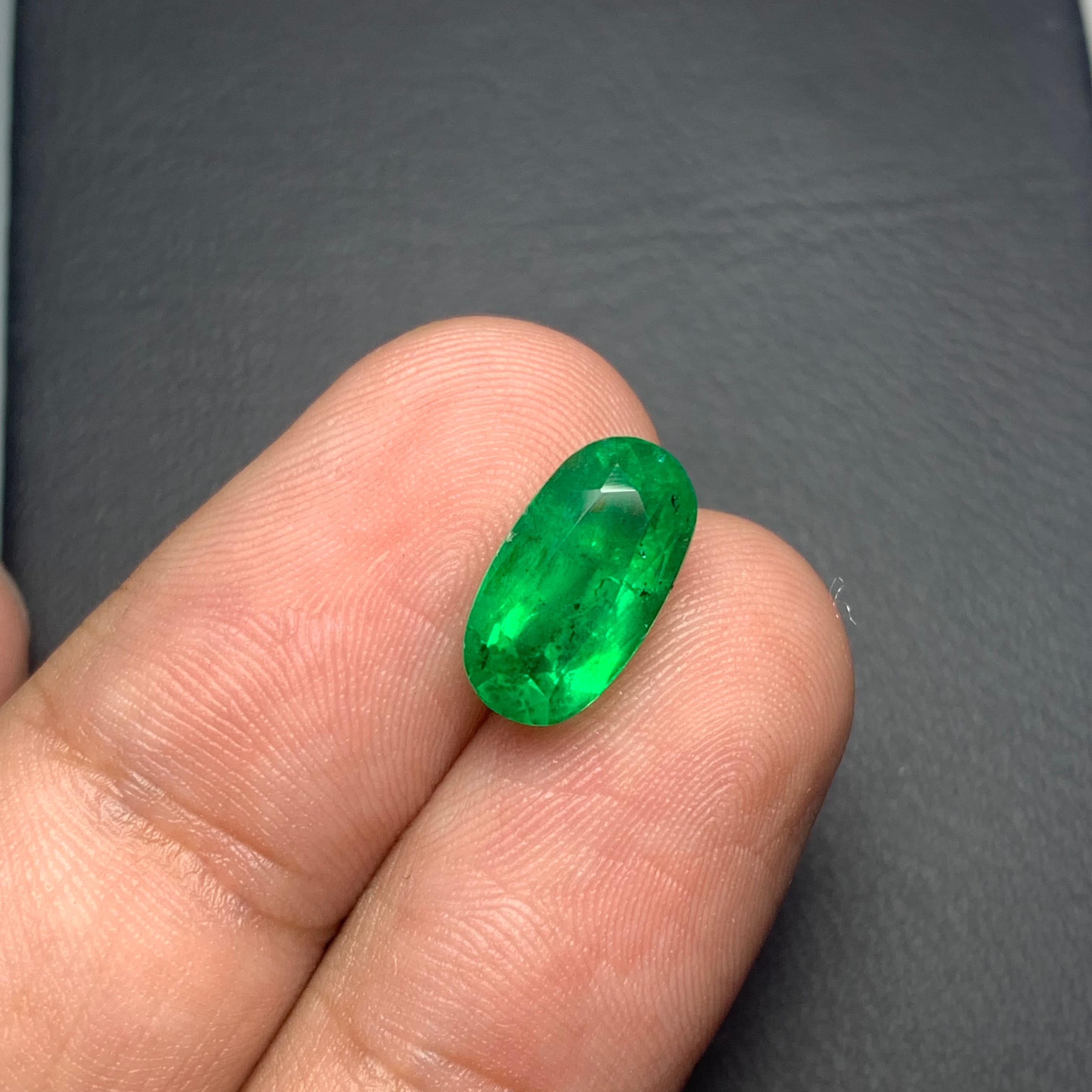 Gorgeous Natural Vivid Green Emerald Oval Shape from Pakistan Mine 3.10 Carat 8