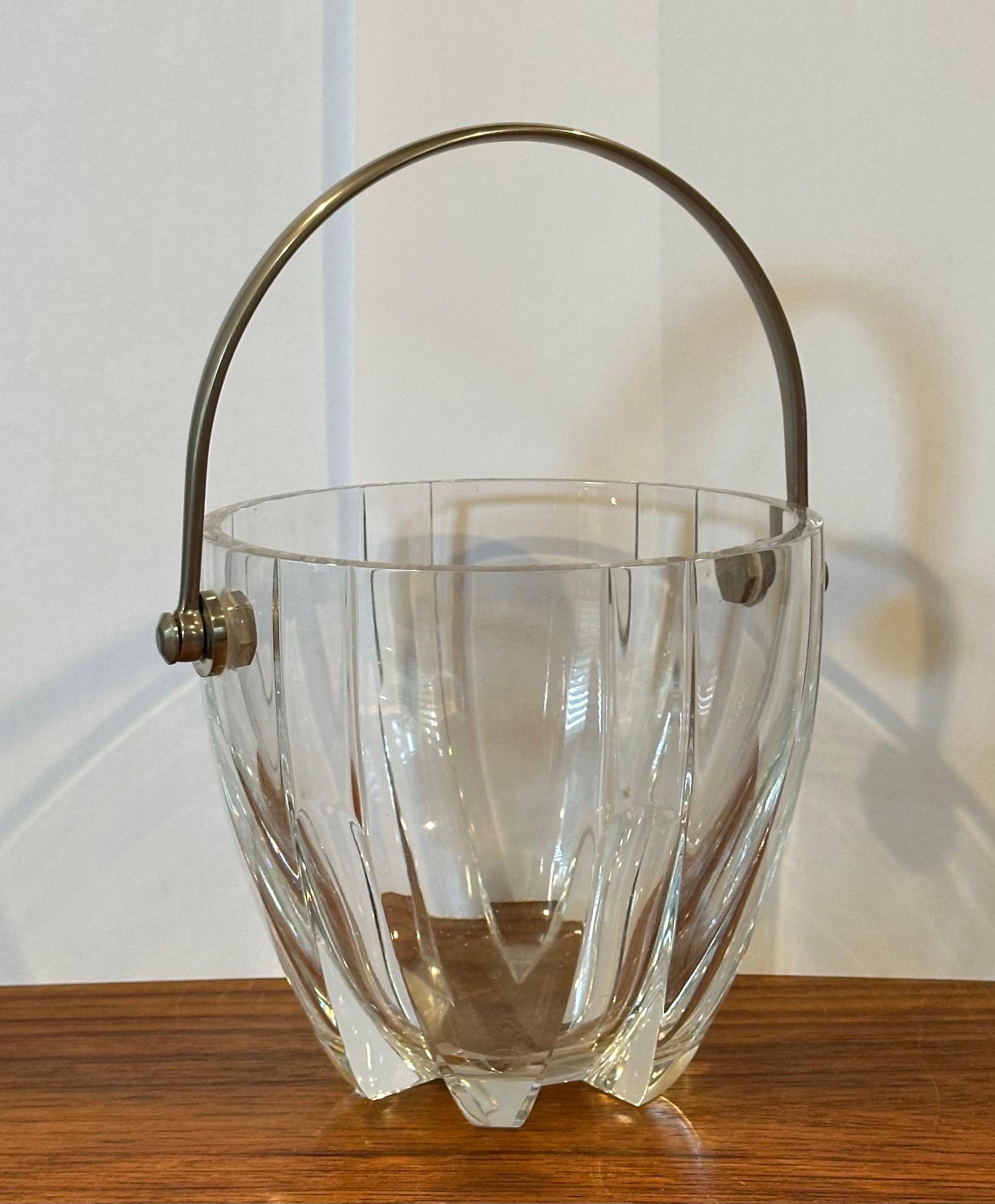 Preciosa Cubitera y Pinzas de Cristal 