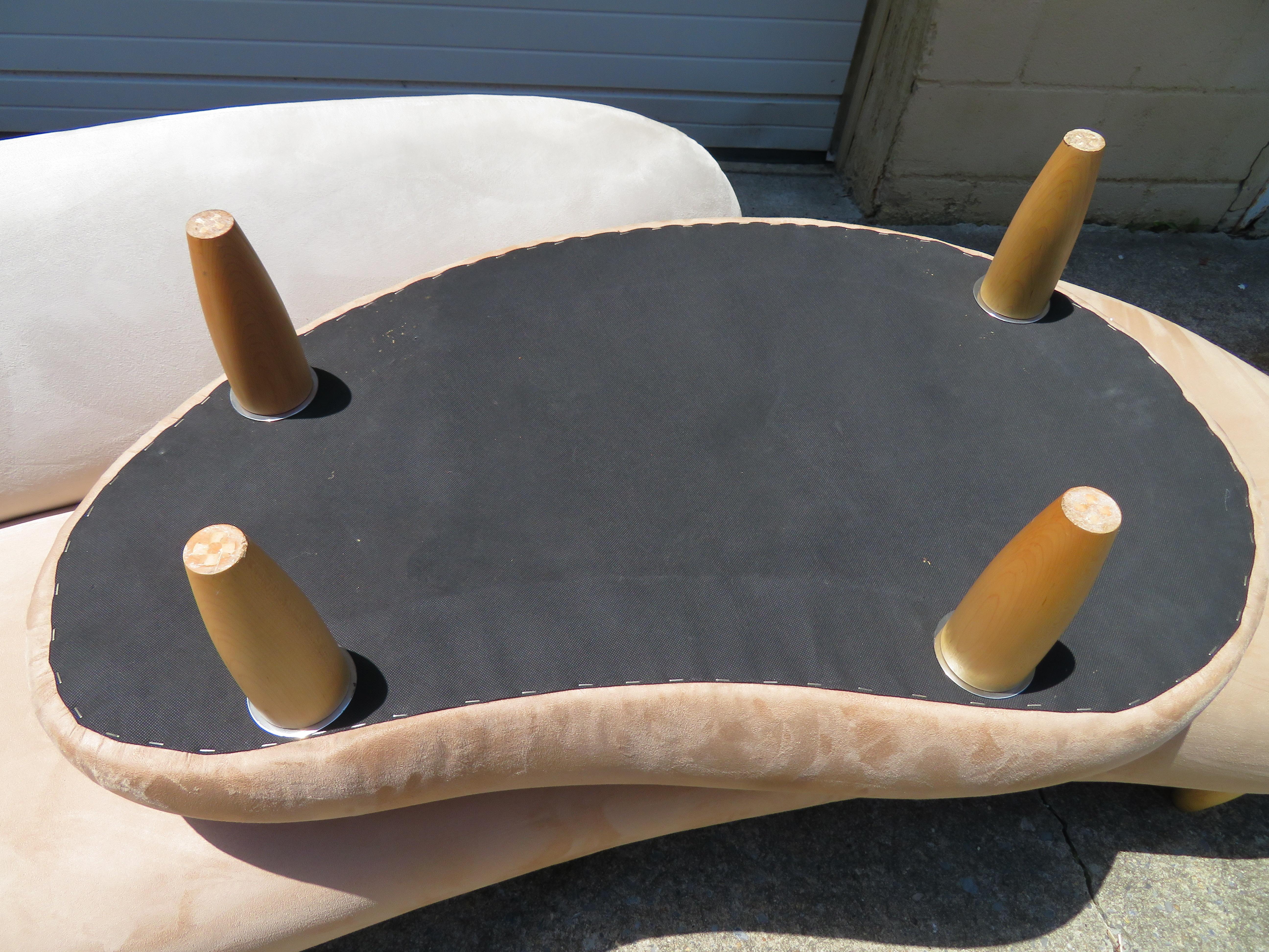 Gorgeous Noguchi Style Sculptural Free-Form Cloud Sofa and Ottoman 7