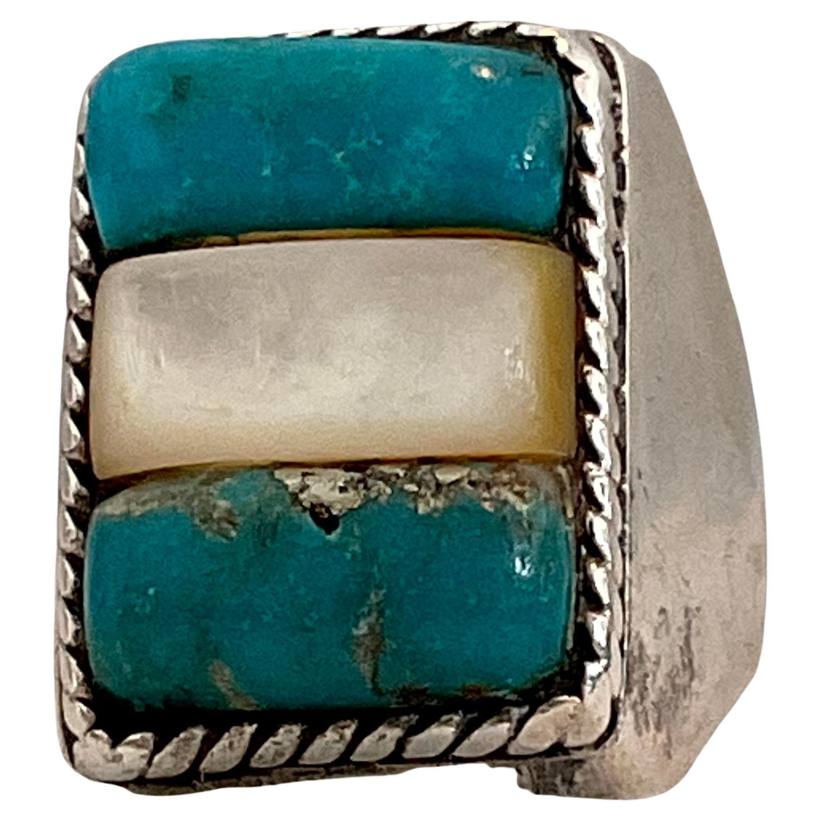 Gorgeous Old Pawn Native American Turquoise Sterling Silver Mother of Pearl Ring